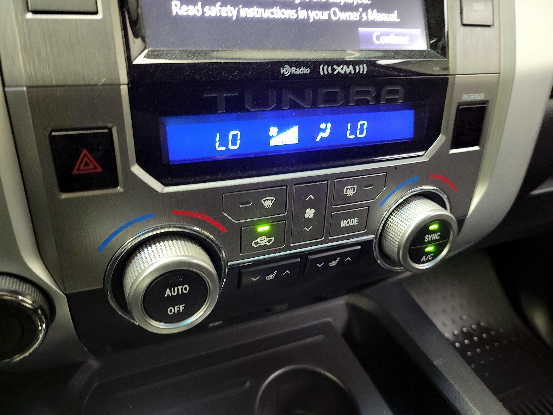 Thumbnail: 2015 Toyota Tundra - 17