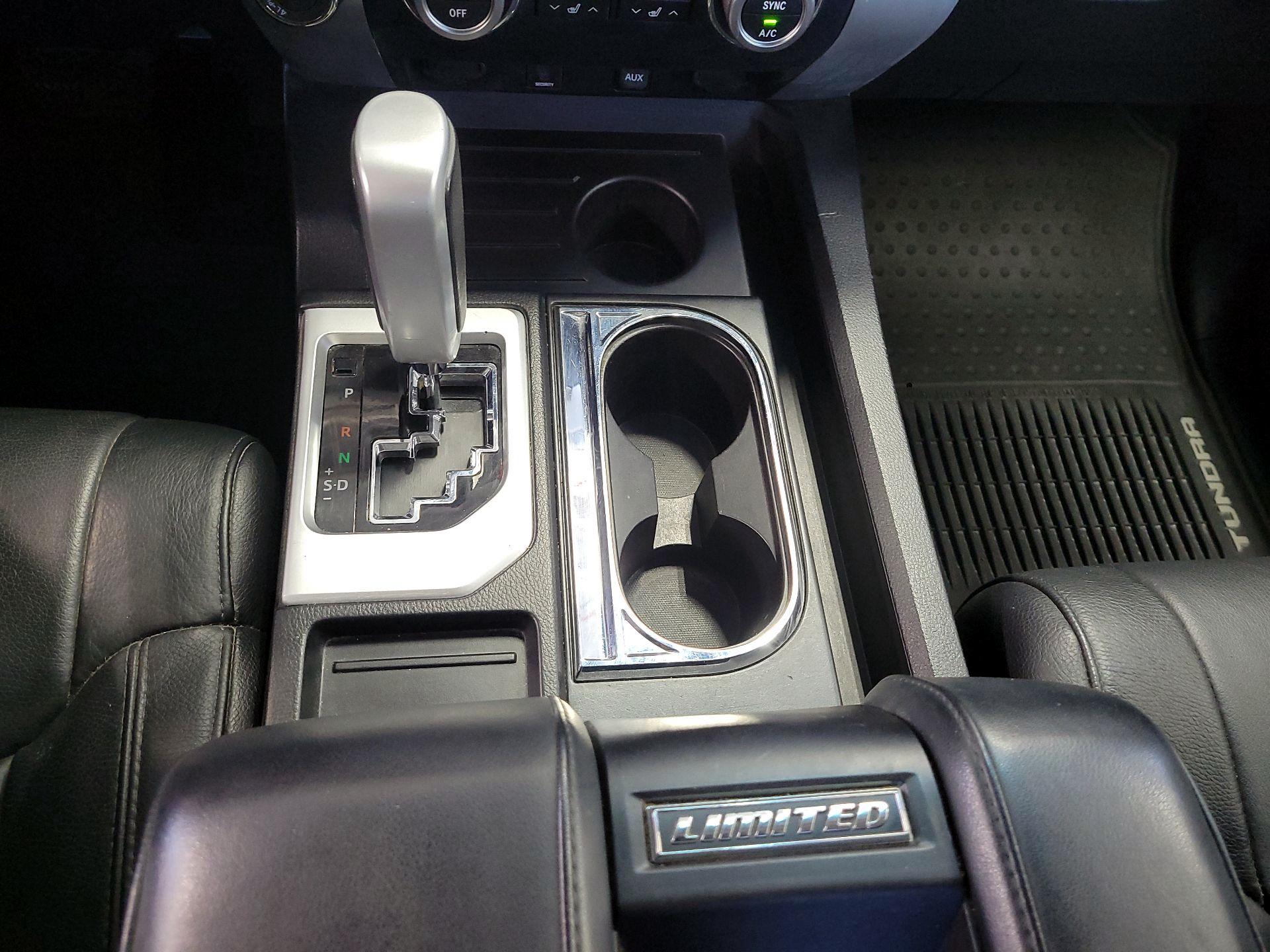 Thumbnail: 2015 Toyota Tundra - 18