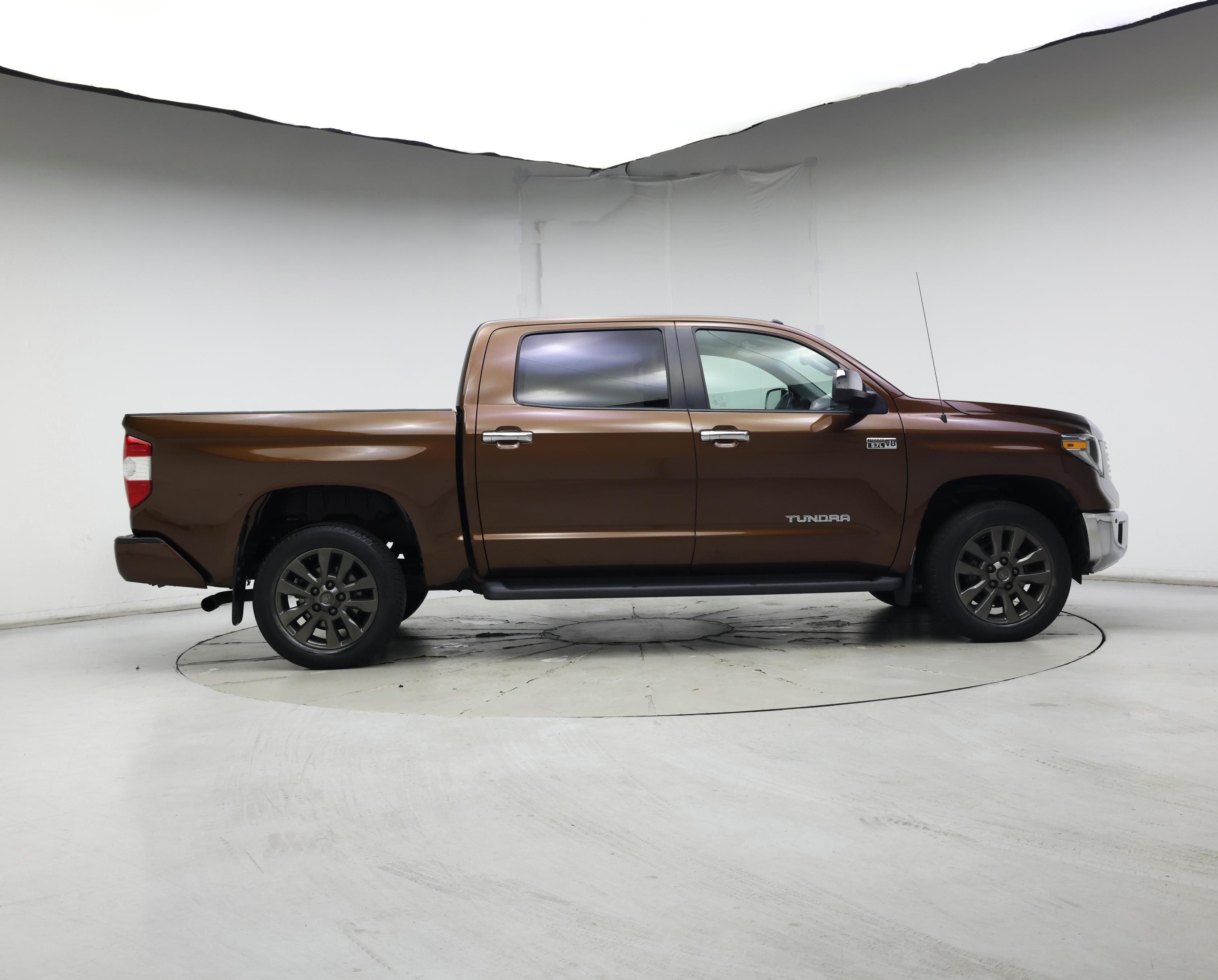 Thumbnail: 2015 Toyota Tundra - 7