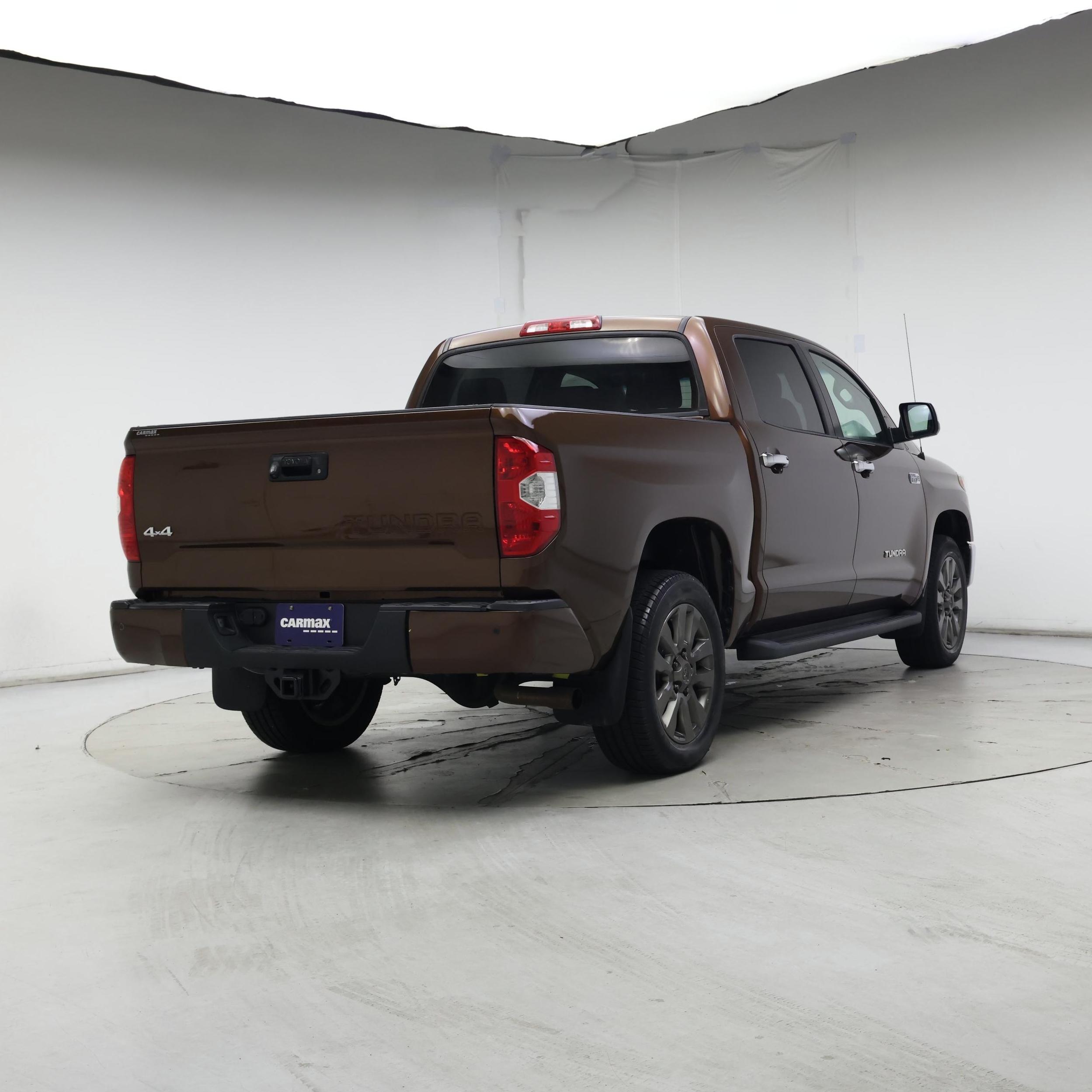 Thumbnail: 2015 Toyota Tundra - 8