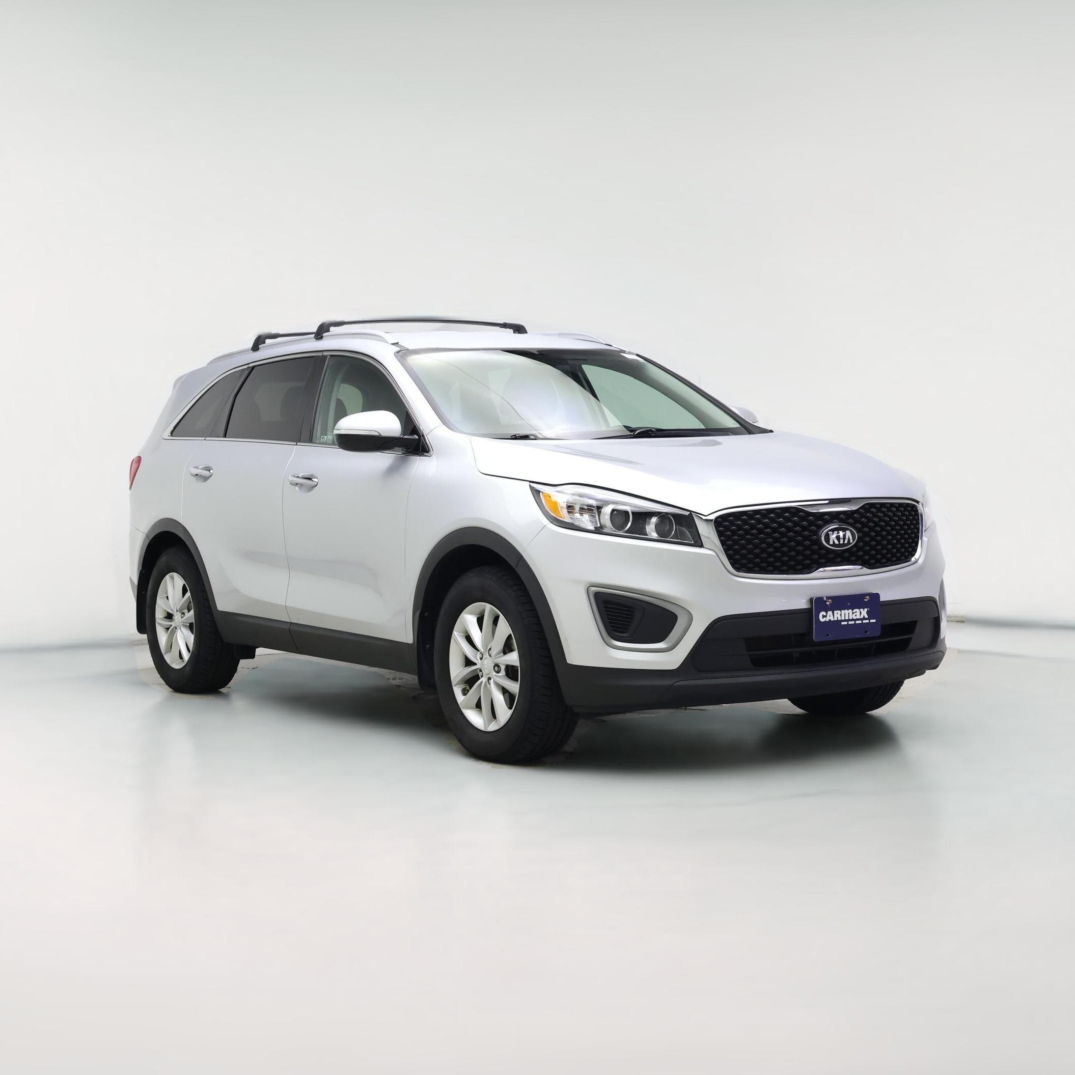 Thumbnail: 2016 Kia Sorento - 1