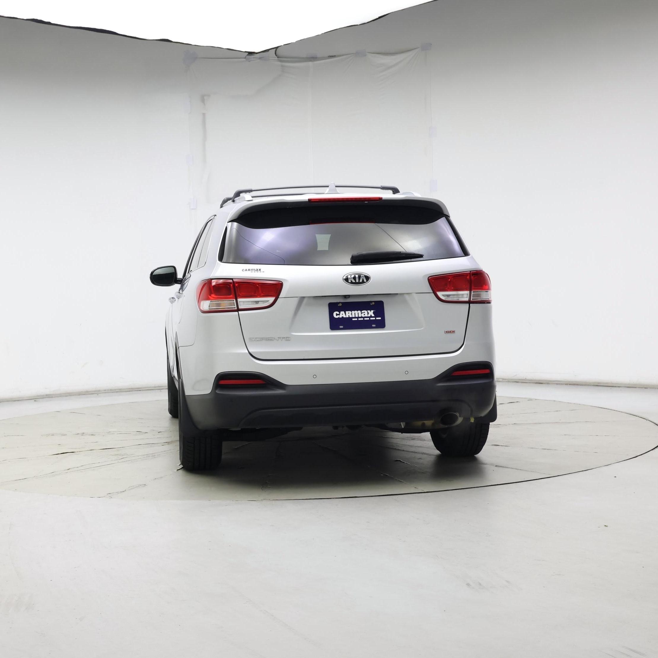 Thumbnail: 2016 Kia Sorento - 6