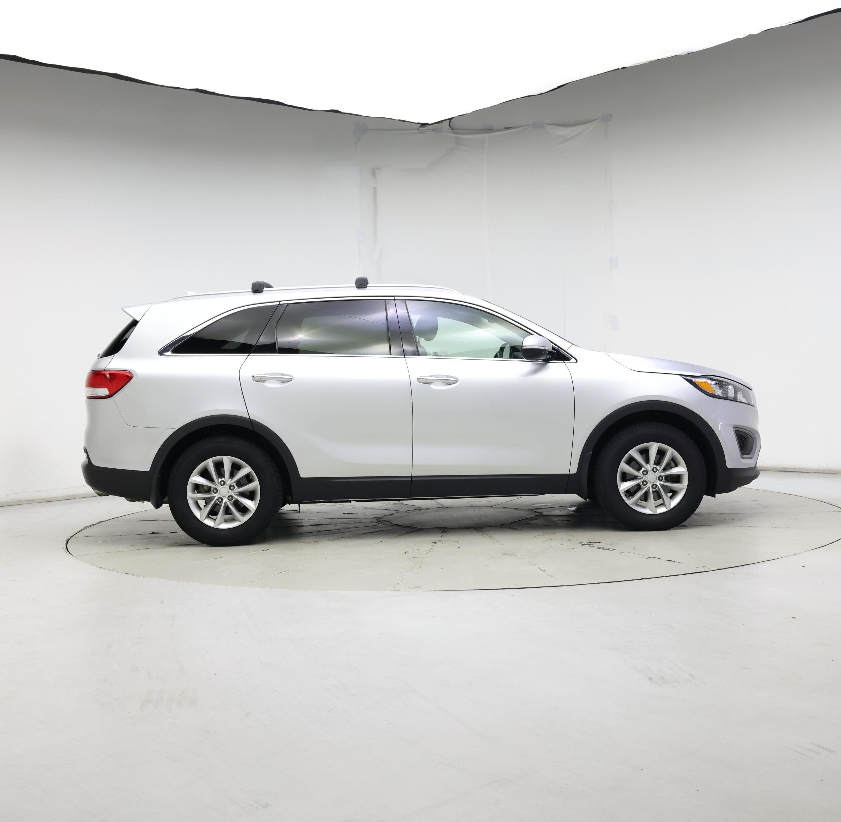 Thumbnail: 2016 Kia Sorento - 7