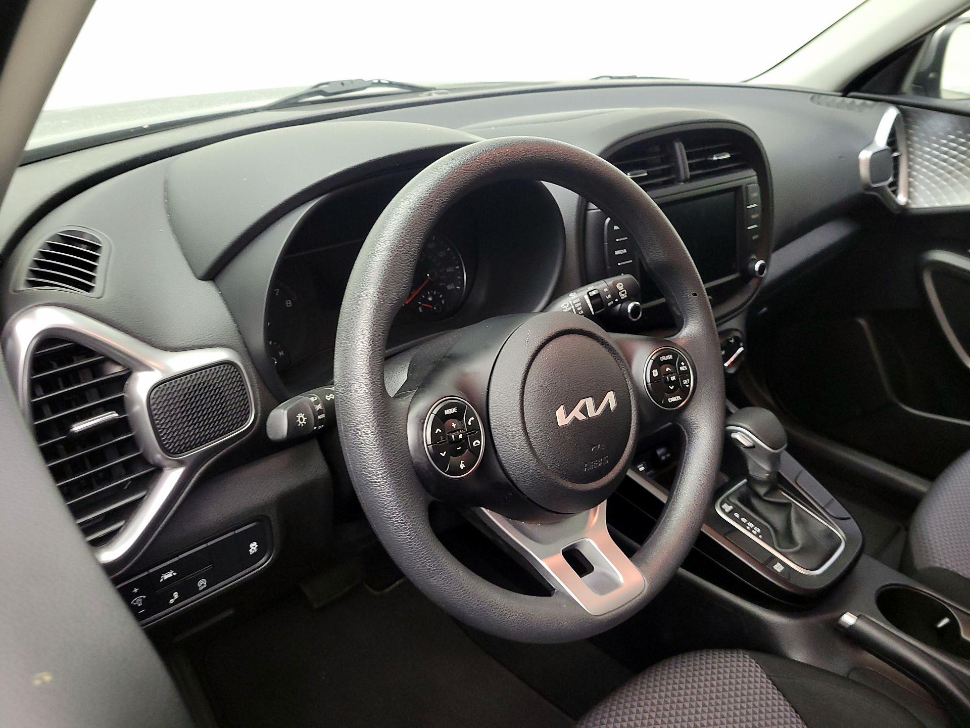 Thumbnail: 2022 Kia Soul - 9