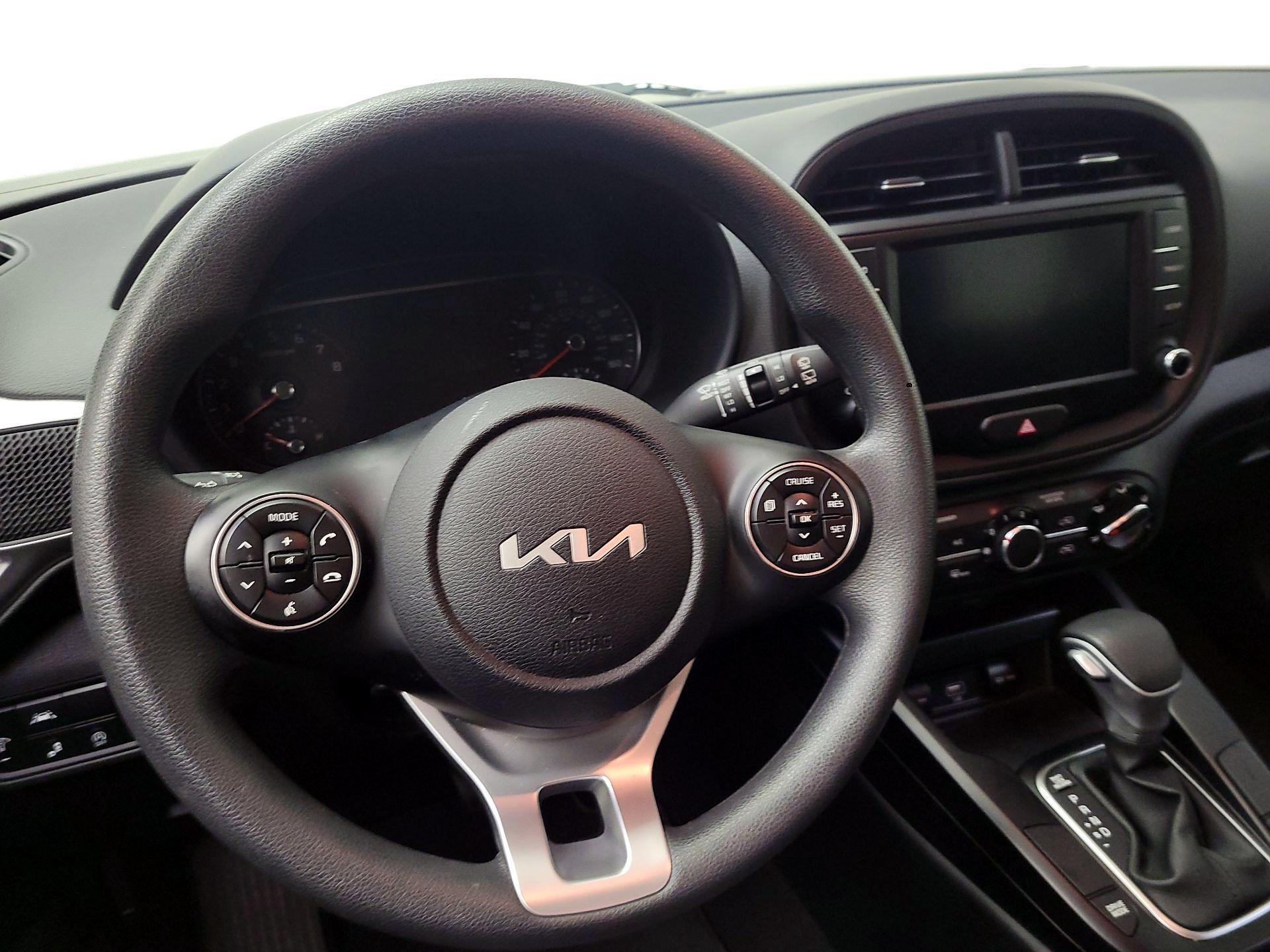 Thumbnail: 2022 Kia Soul - 10