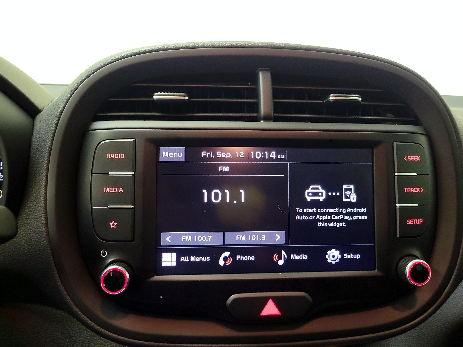 Thumbnail: 2022 Kia Soul - 15