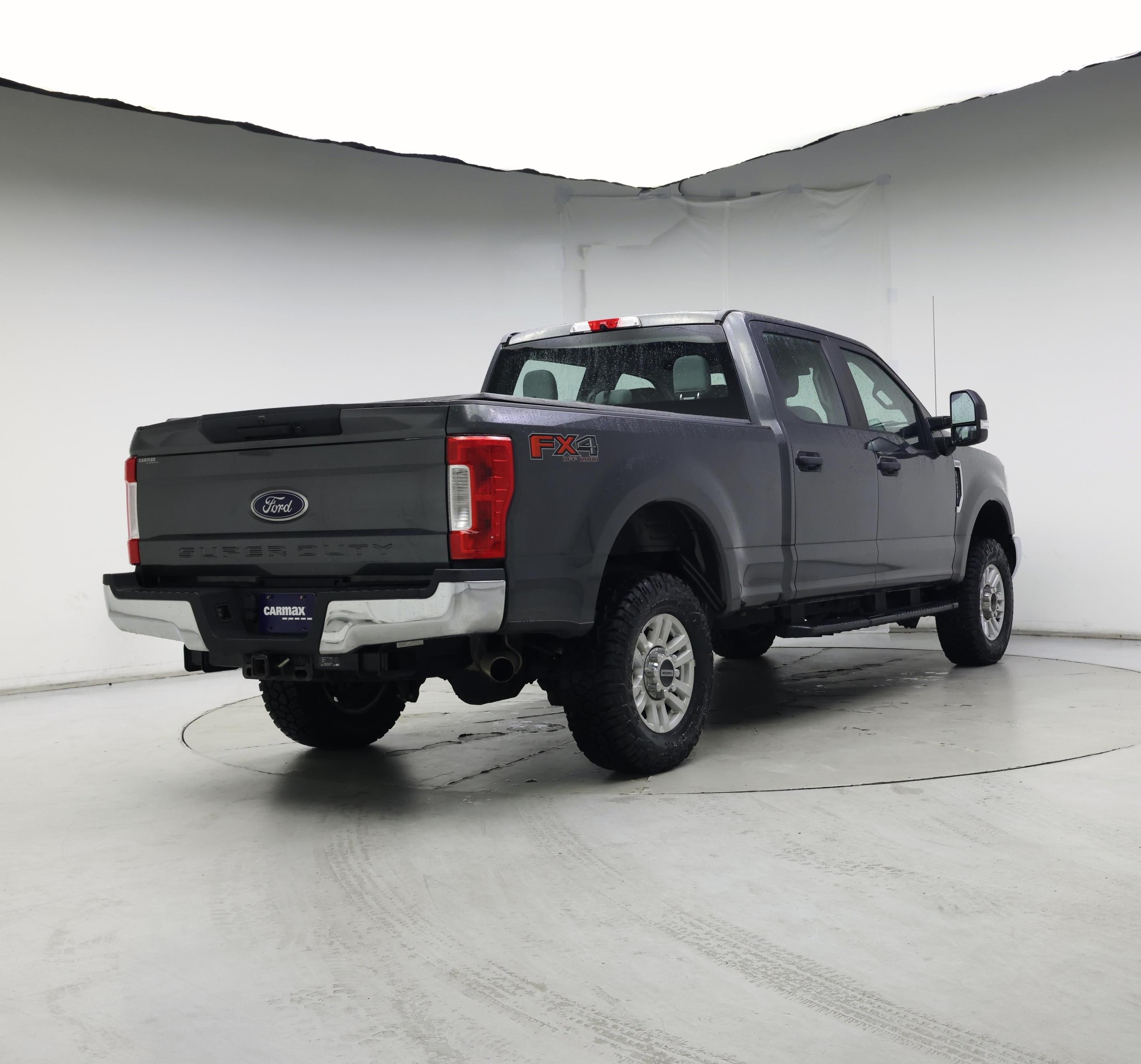Thumbnail: 2019 Ford F-250 - 8