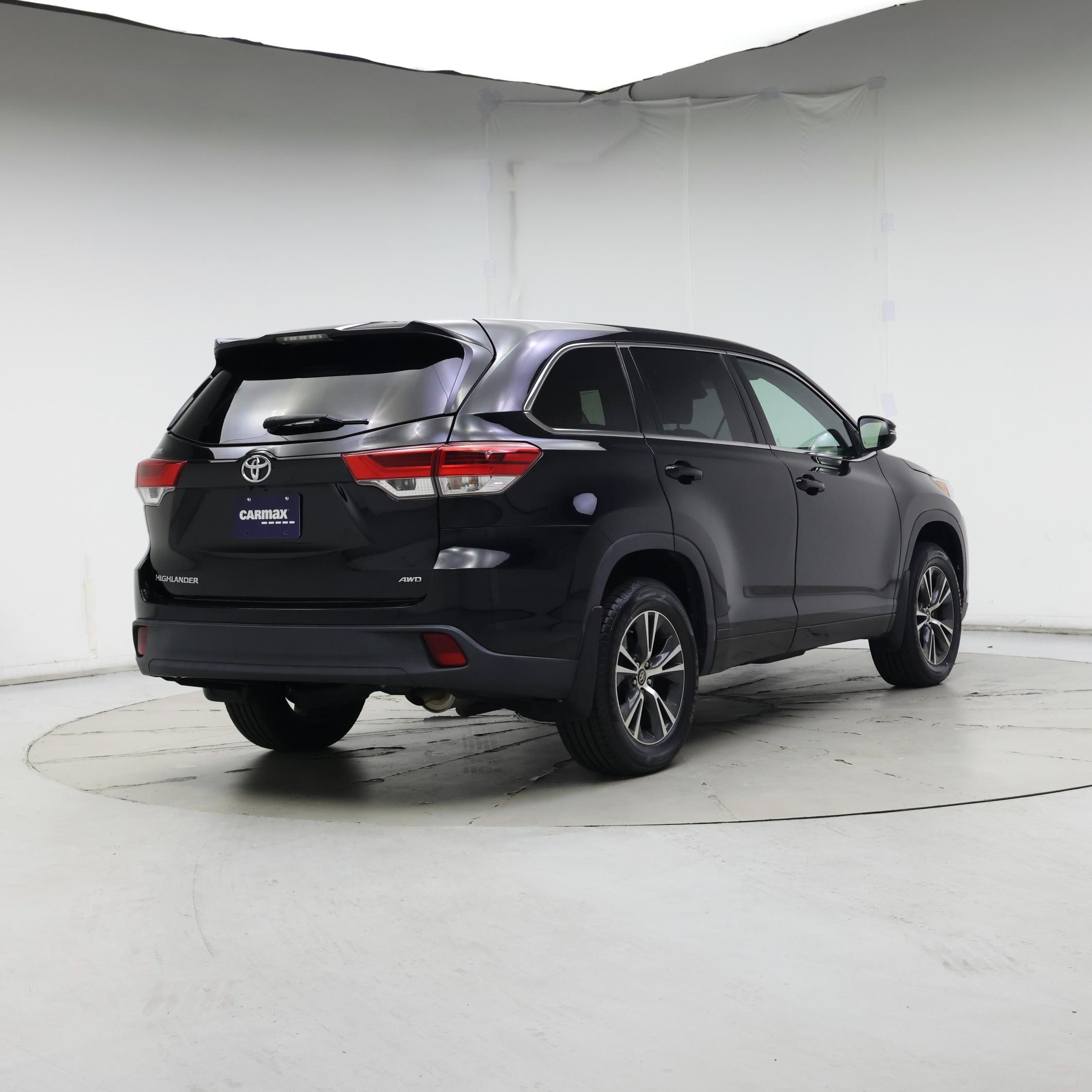 Thumbnail: 2018 Toyota Highlander - 8