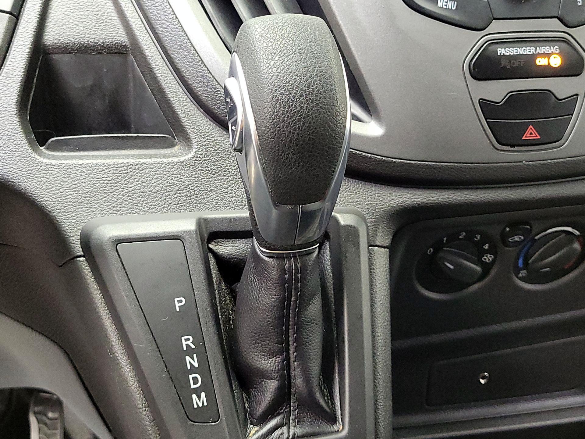 Thumbnail: 2019 Ford Transit Series - 17