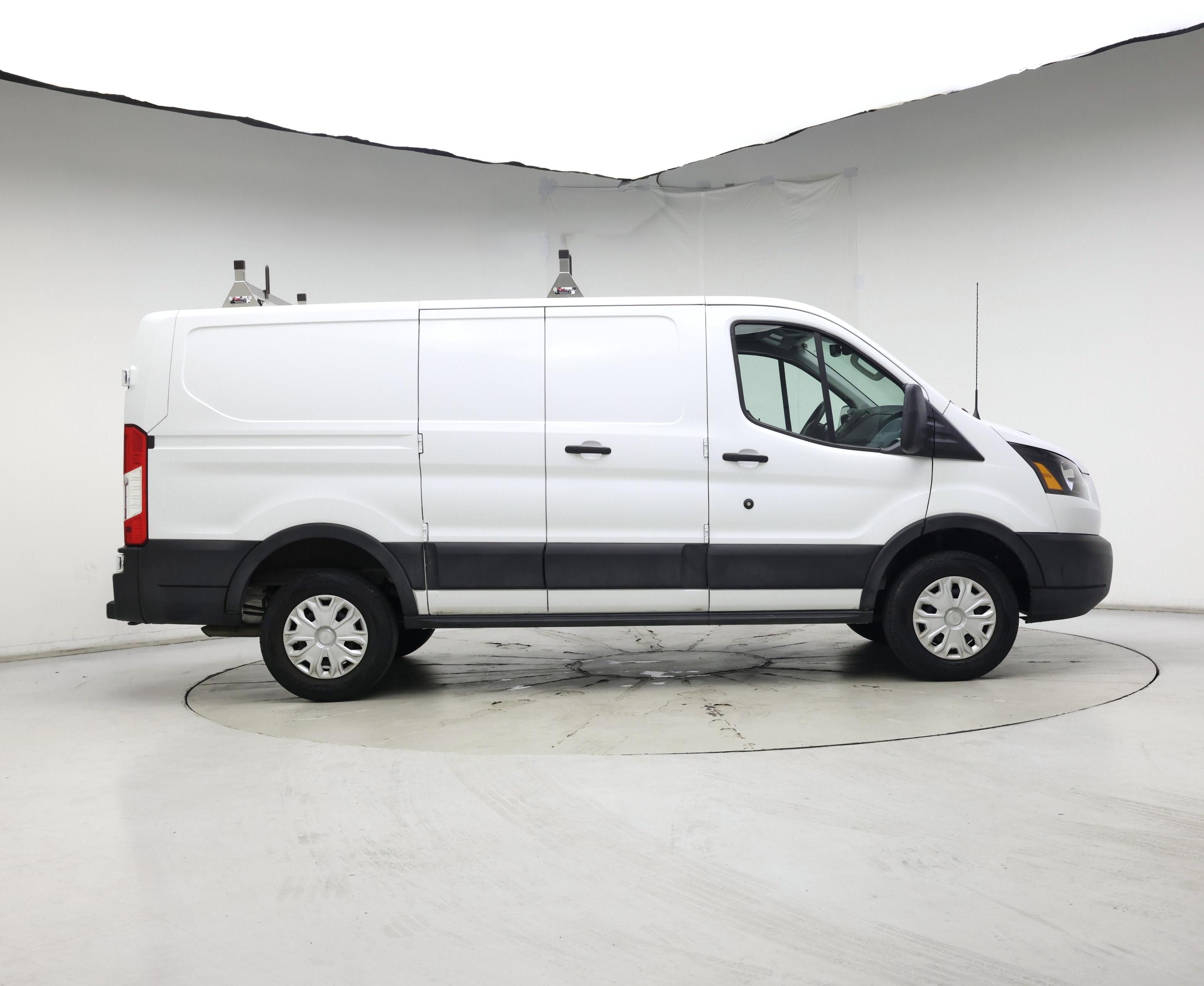 Thumbnail: 2019 Ford Transit Series - 7