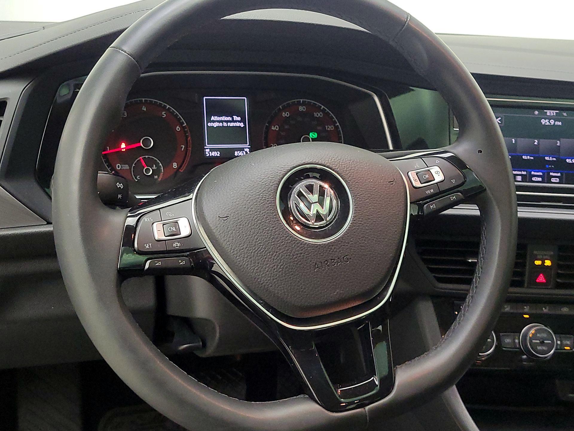 Thumbnail: 2020 Volkswagen Jetta - 10