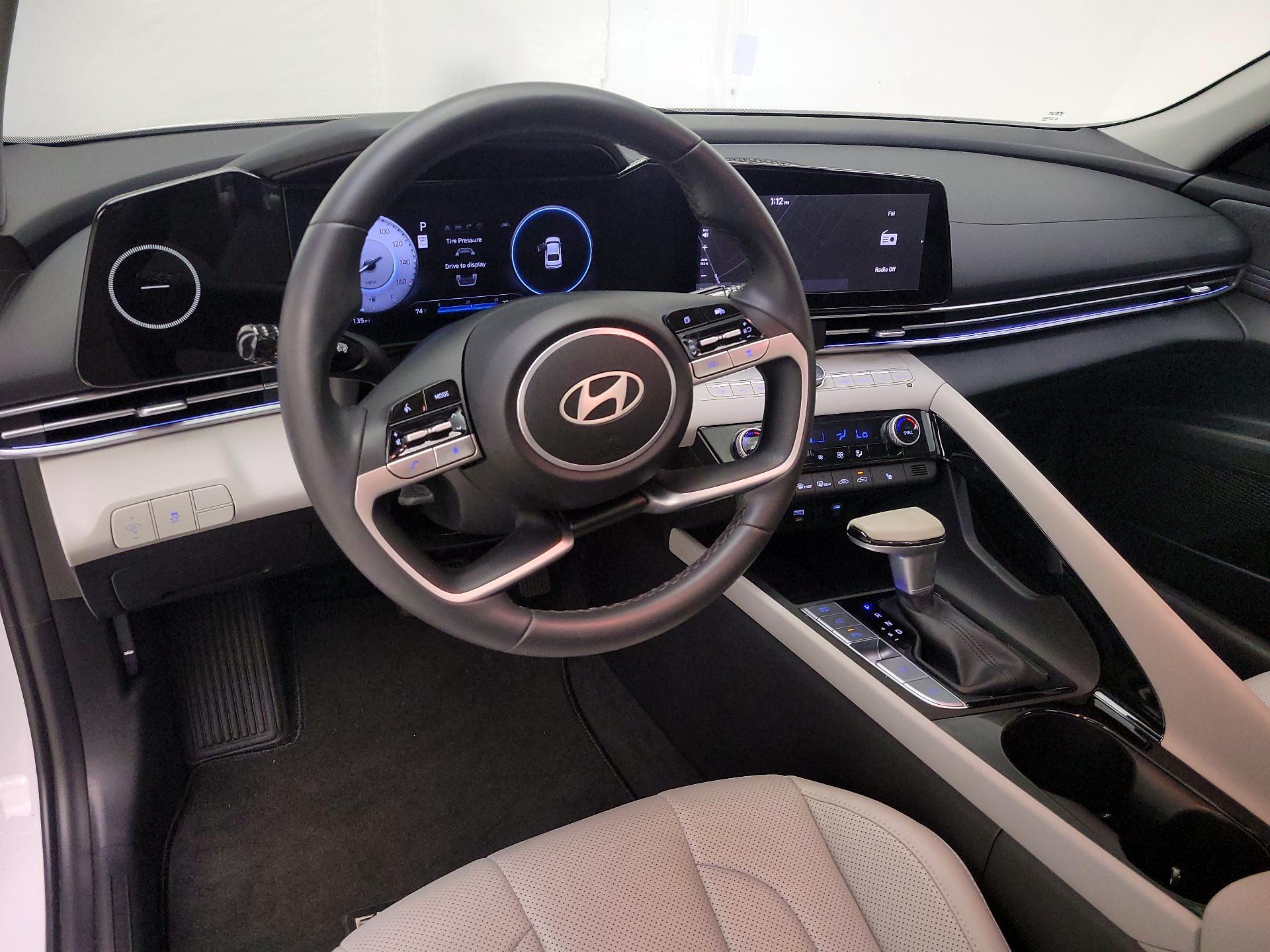 Thumbnail: 2024 Hyundai Elantra - 9