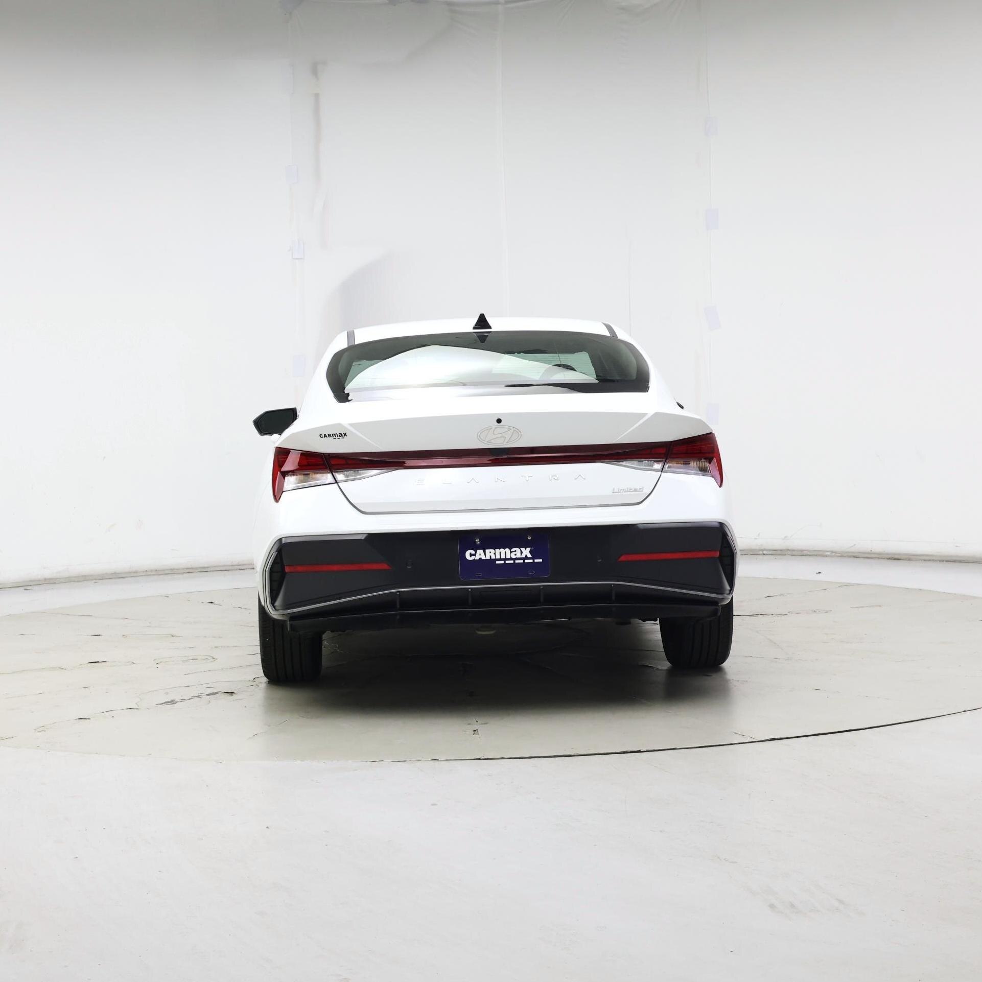 Thumbnail: 2024 Hyundai Elantra - 6
