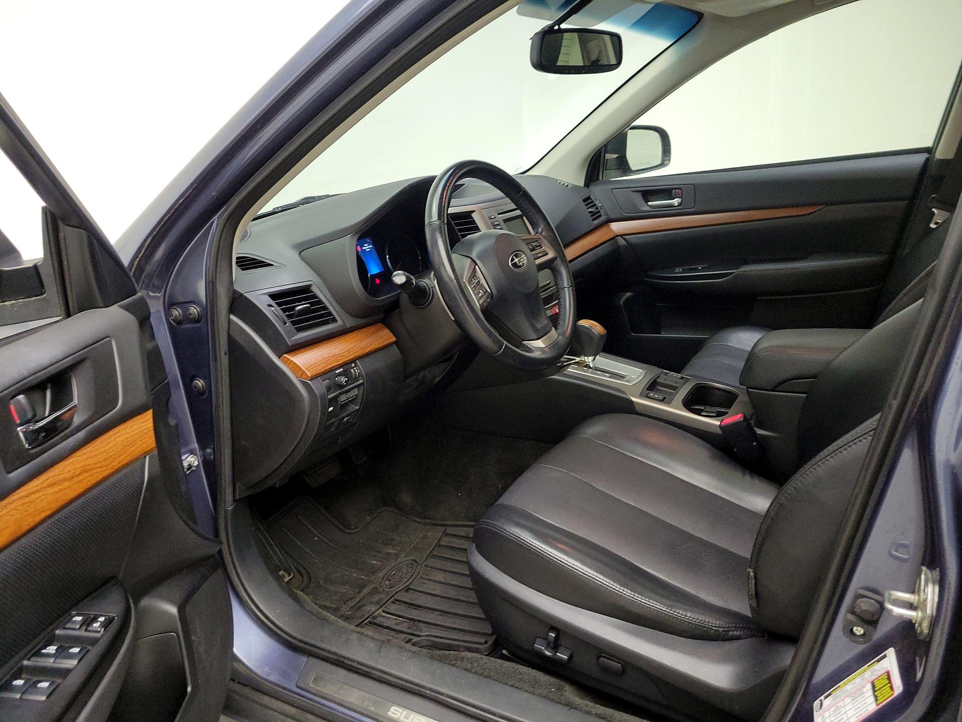 Thumbnail: 2014 Subaru Outback - 11