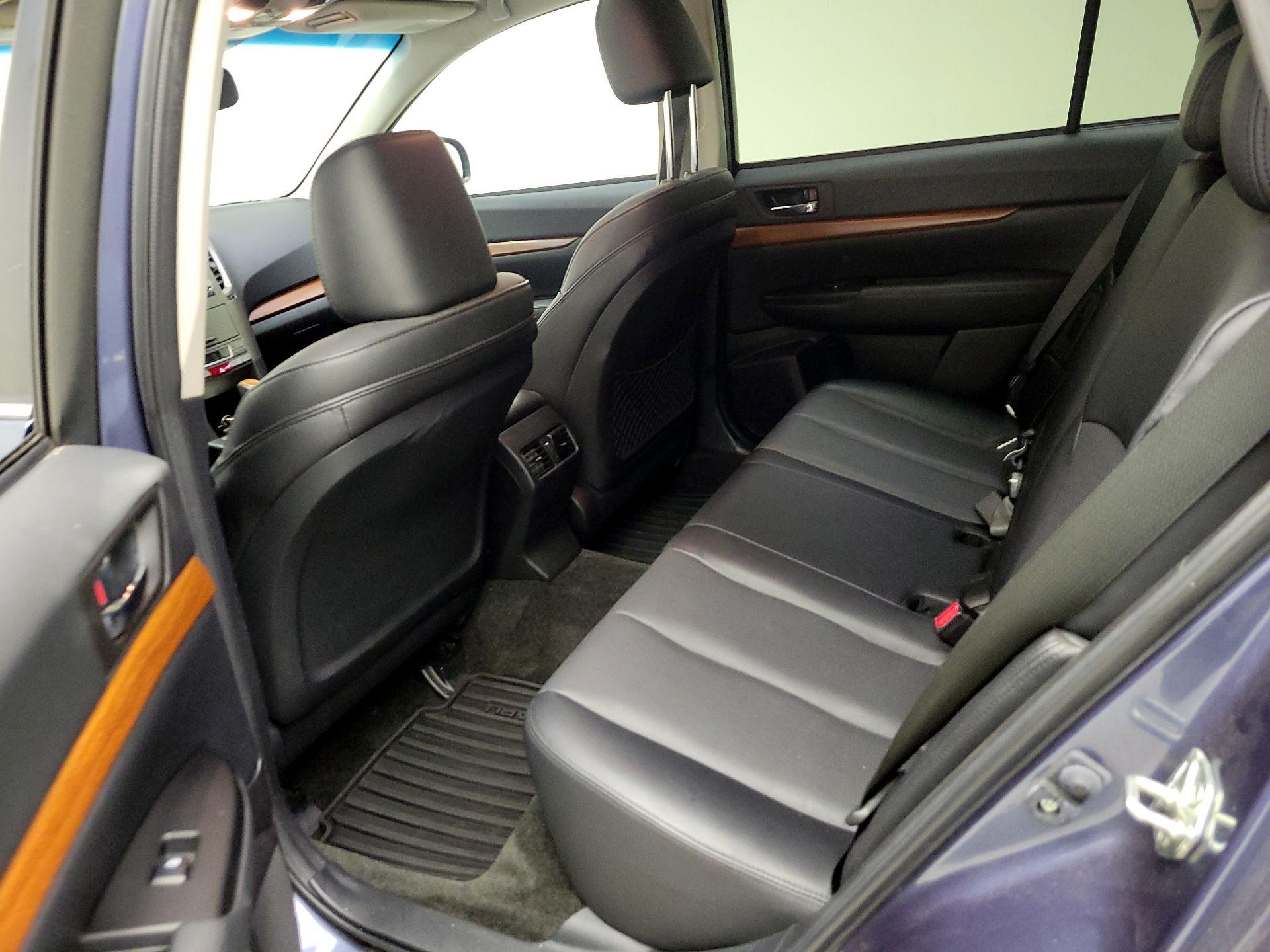 Thumbnail: 2014 Subaru Outback - 19