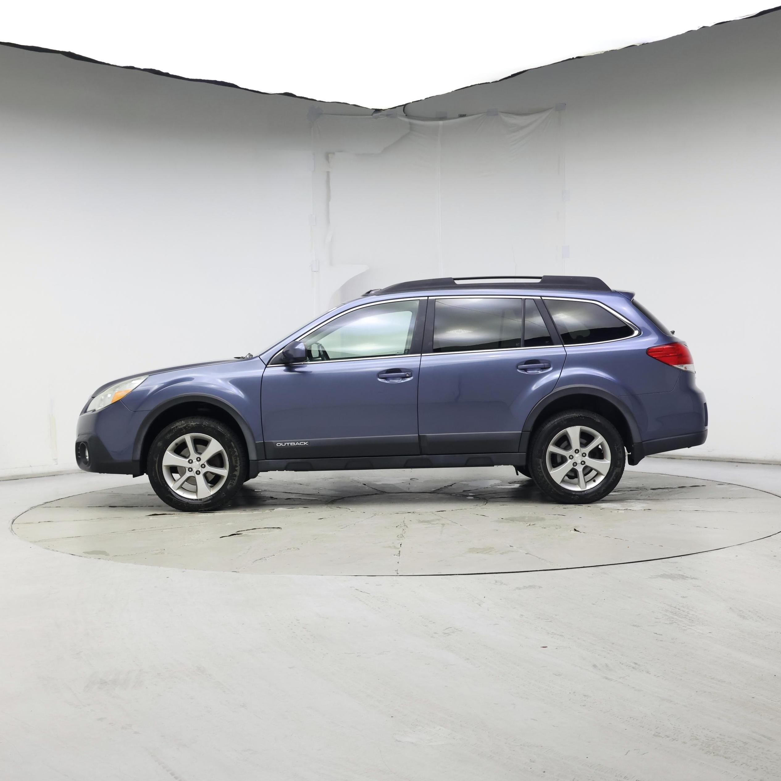 Thumbnail: 2014 Subaru Outback - 3