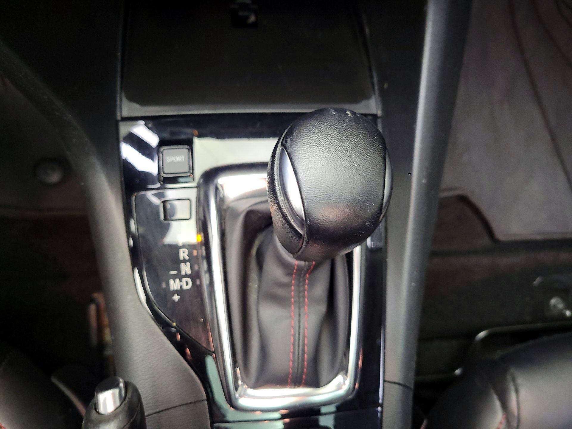 Thumbnail: 2016 Mazda Mazda3 - 17