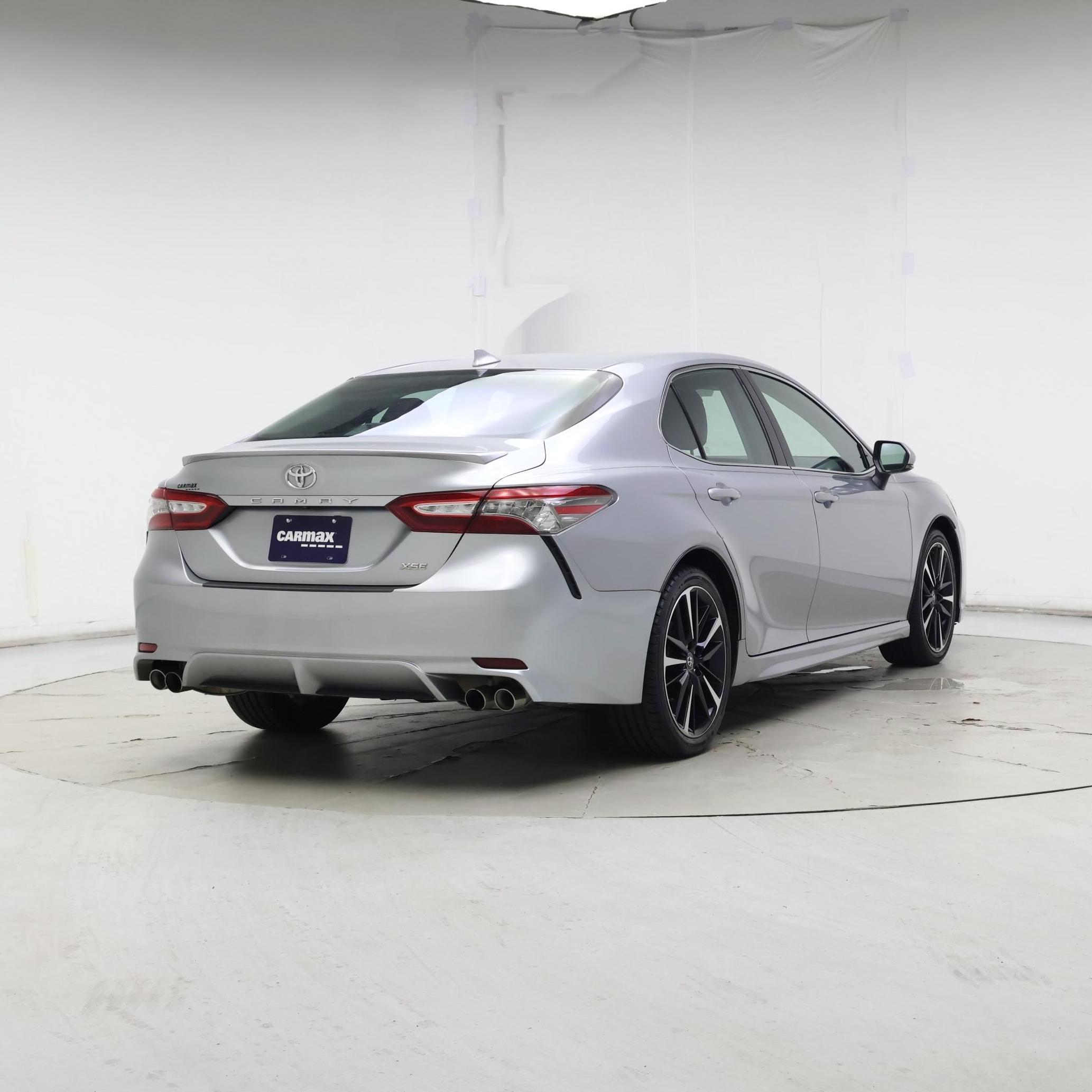 Thumbnail: 2019 Toyota Camry - 8