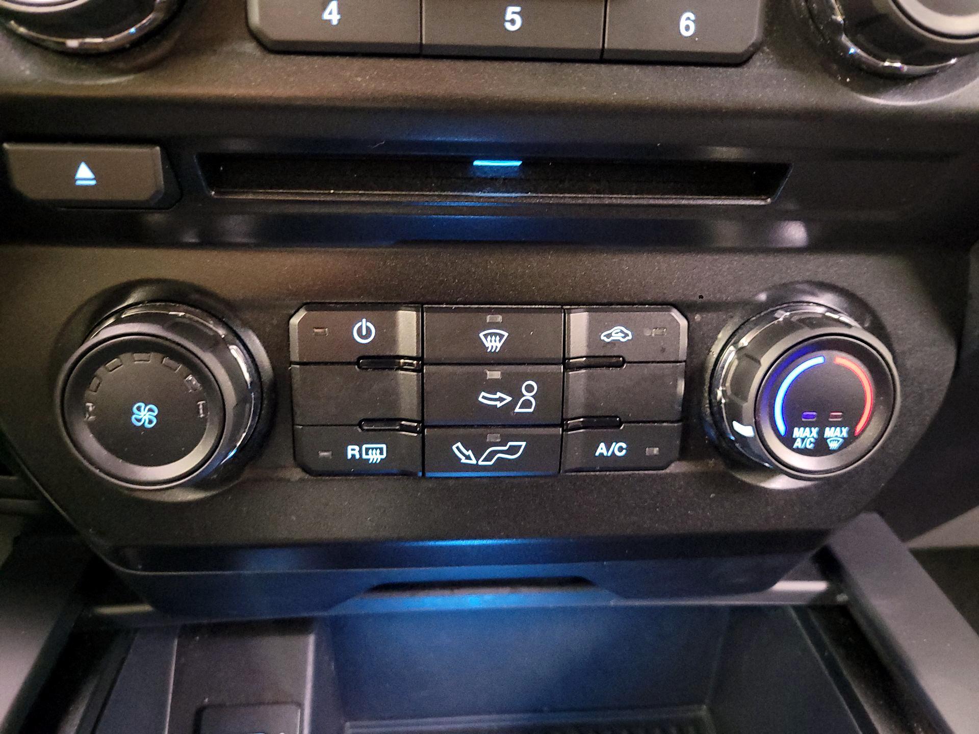 Thumbnail: 2018 Ford F-150 - 16