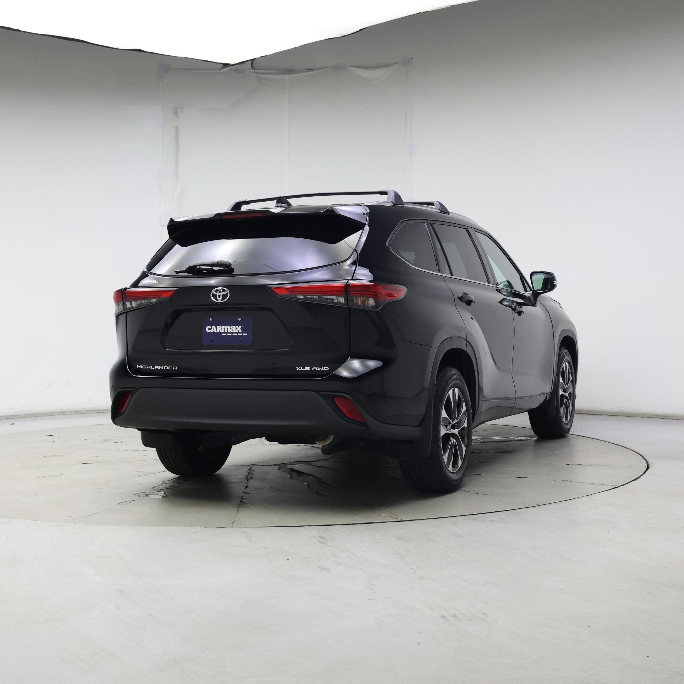 Thumbnail: 2020 Toyota Highlander - 8