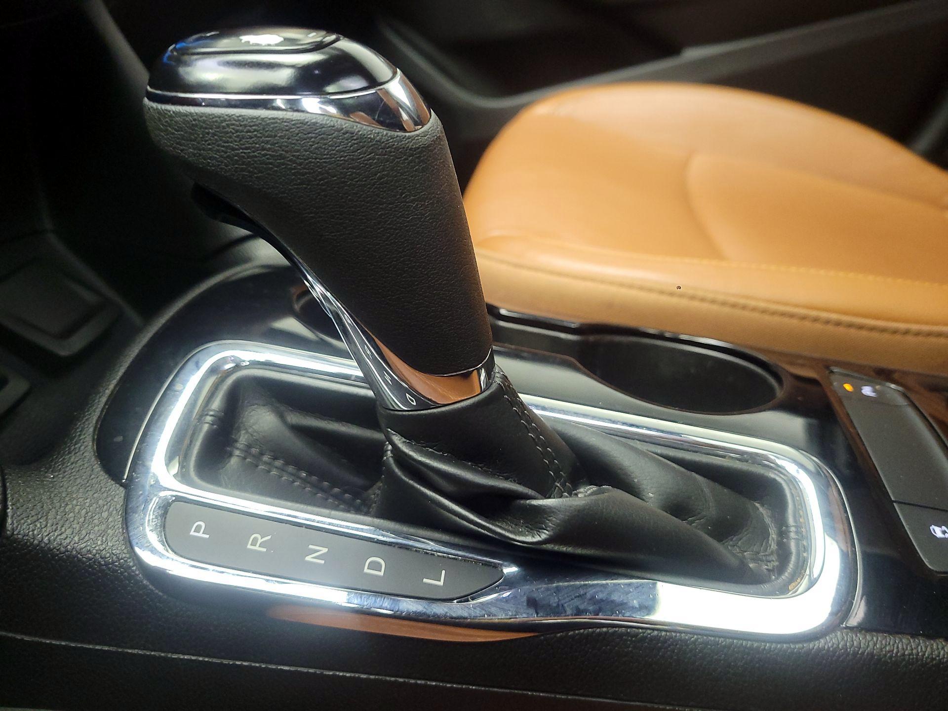 Thumbnail: 2018 Chevrolet Cruze - 18