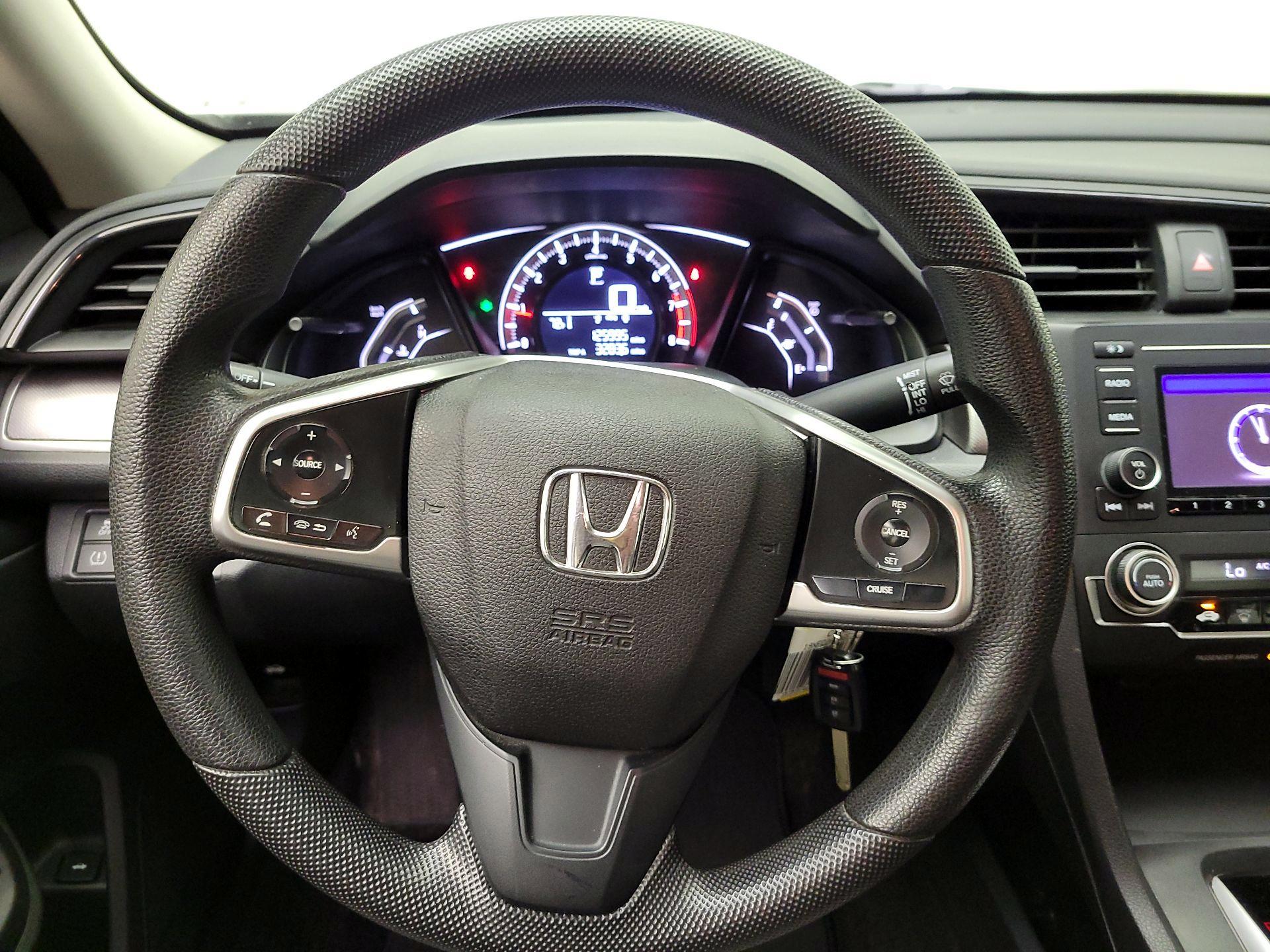 Thumbnail: 2016 Honda Civic - 10