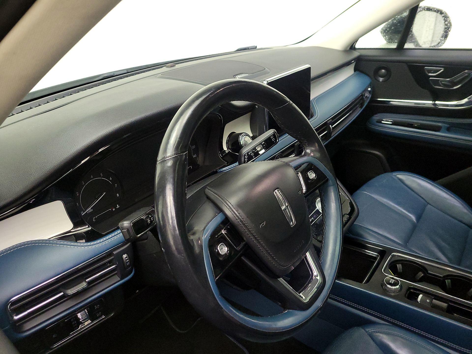 Thumbnail: 2020 Lincoln Corsair - 9
