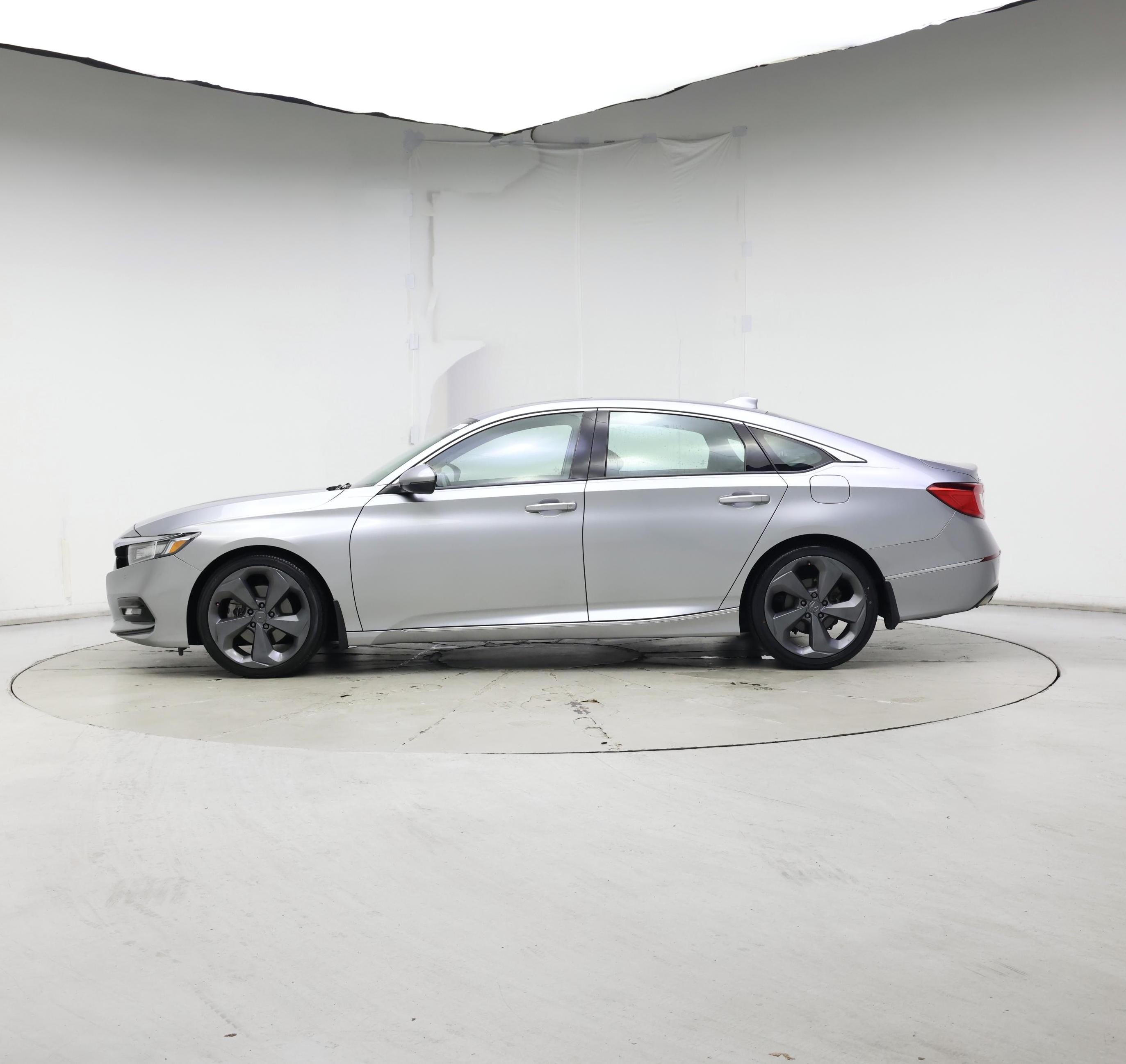 Thumbnail: 2018 Honda Accord - 3