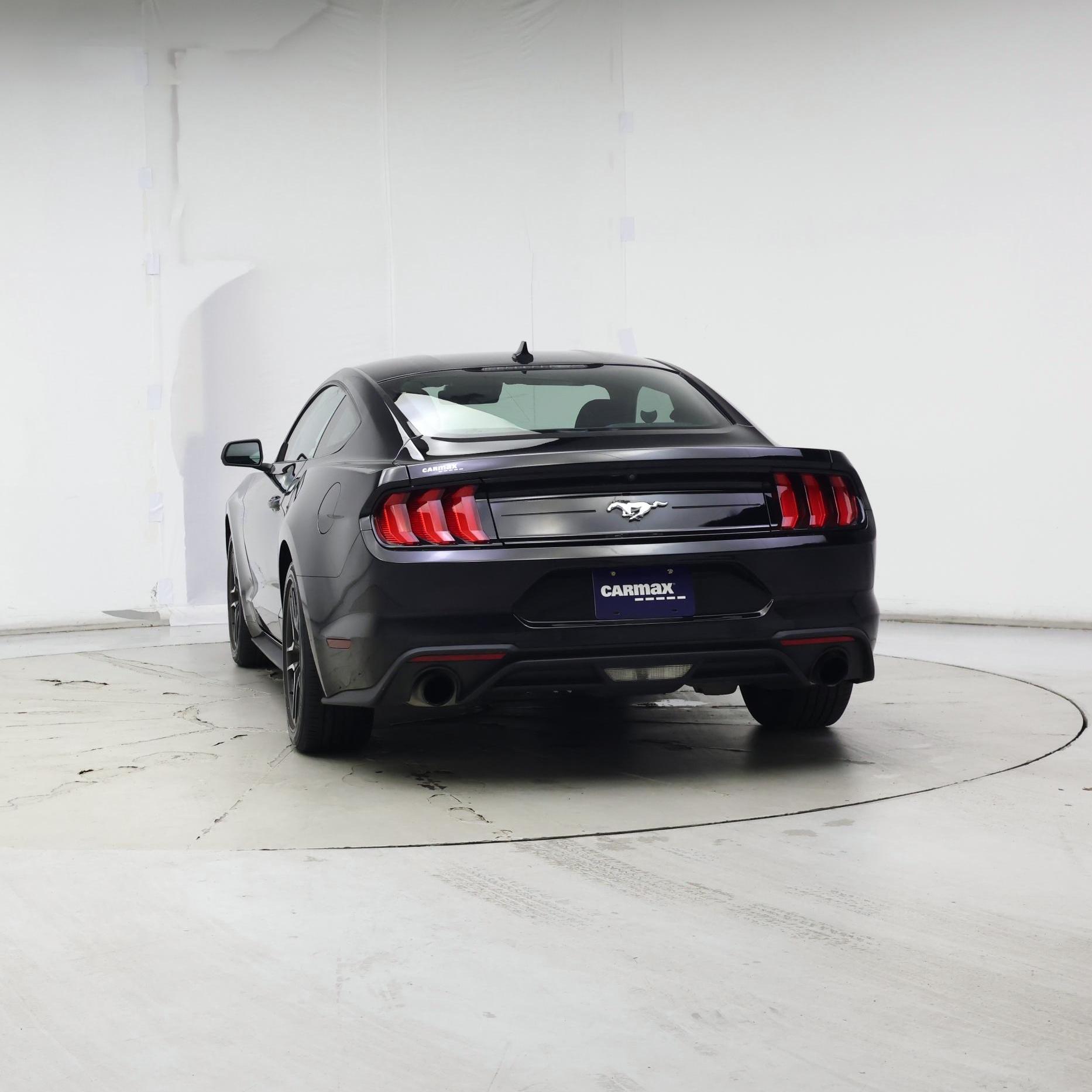 Thumbnail: 2022 Ford Mustang - 6