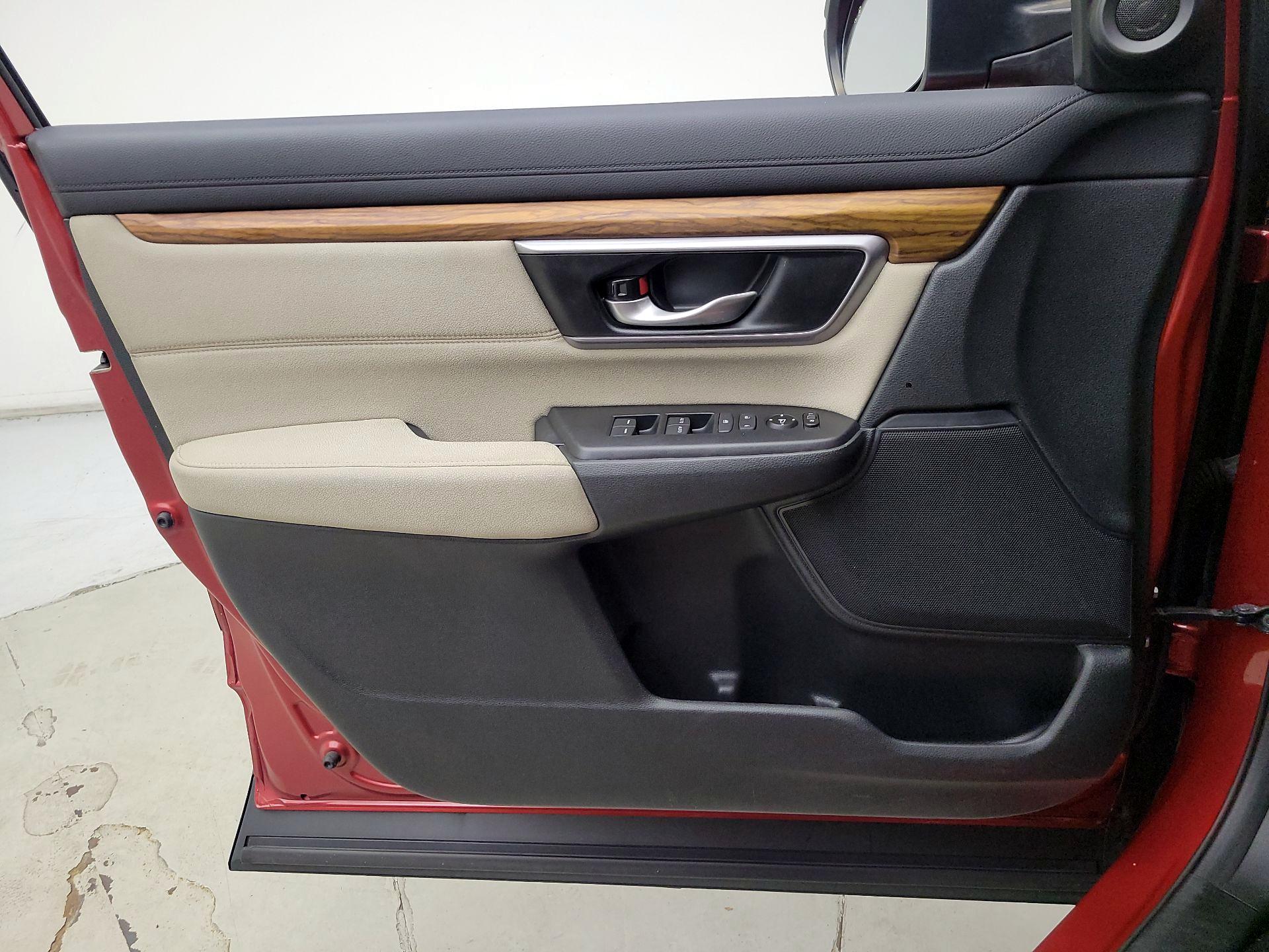 Thumbnail: 2017 Honda CR-V - 12