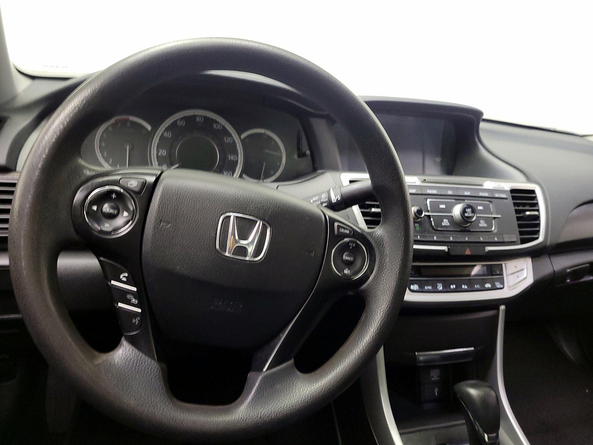 Thumbnail: 2015 Honda Accord - 10