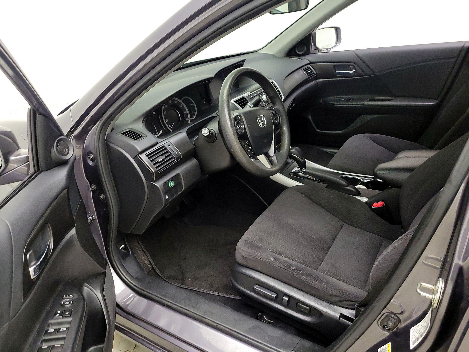 Thumbnail: 2015 Honda Accord - 11
