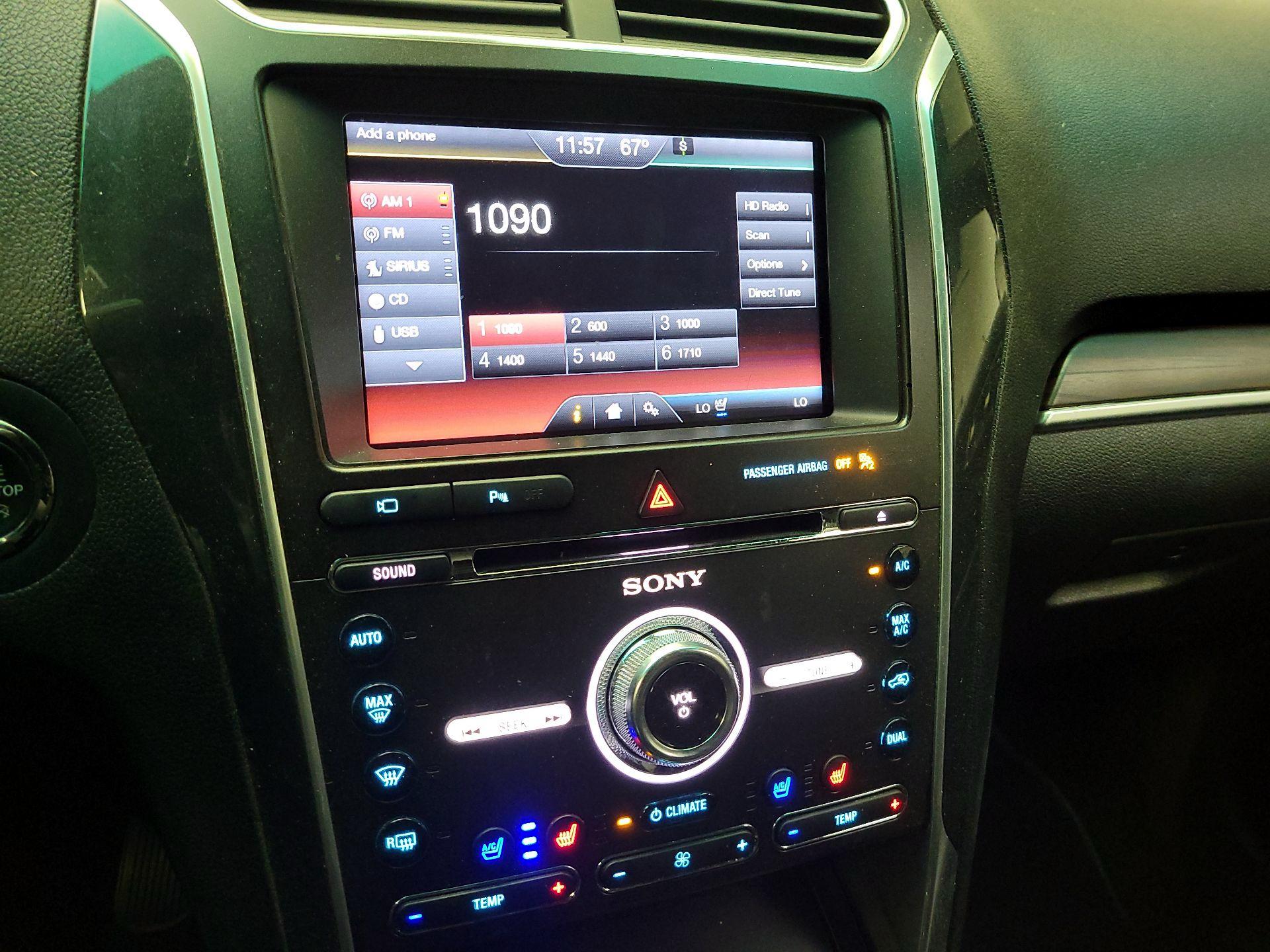Thumbnail: 2016 Ford Explorer - 16