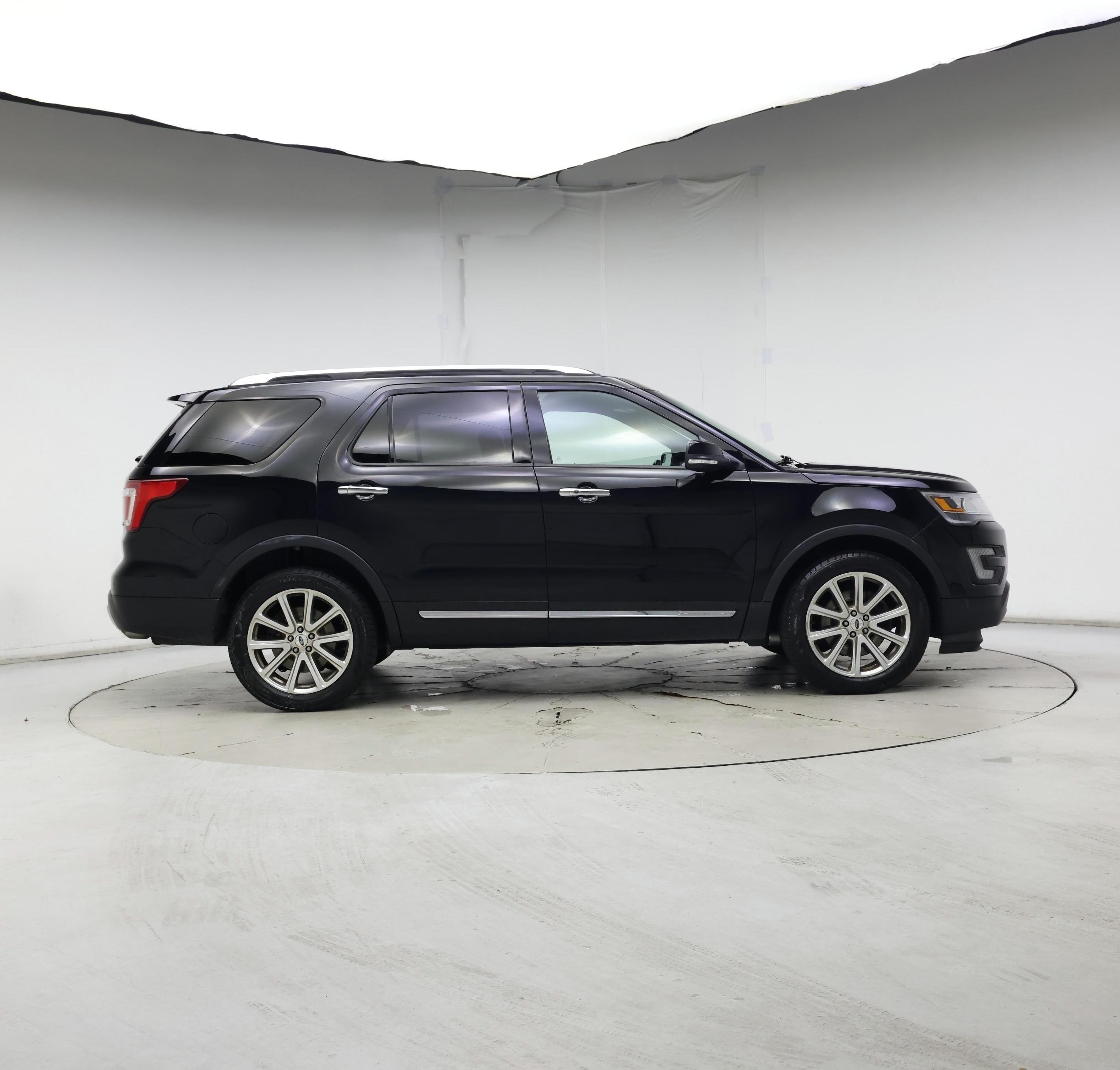 Thumbnail: 2016 Ford Explorer - 7