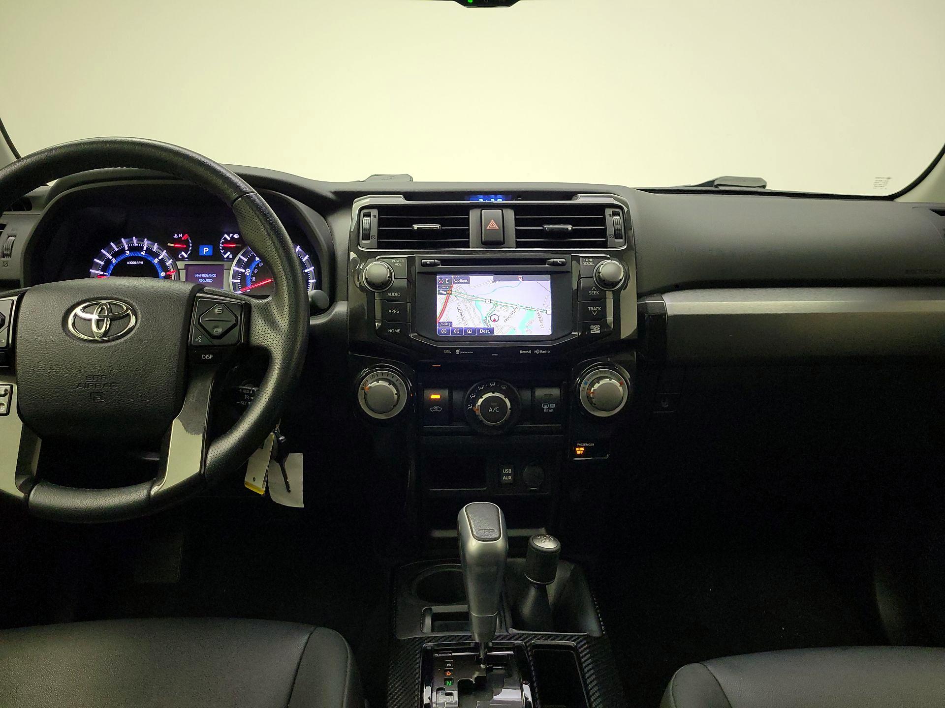 Thumbnail: 2019 Toyota 4Runner - 9