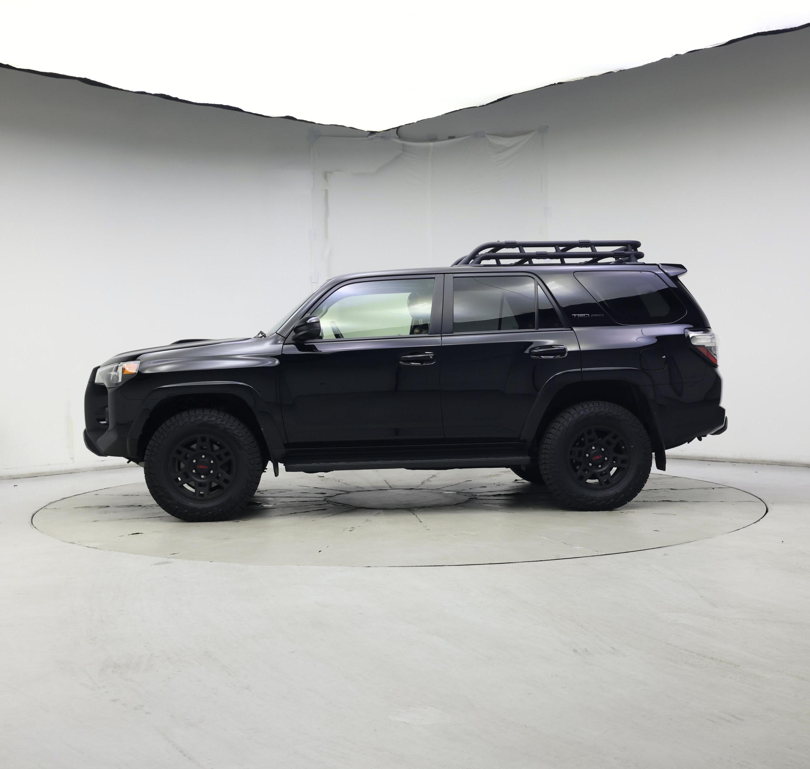 Thumbnail: 2019 Toyota 4Runner - 3