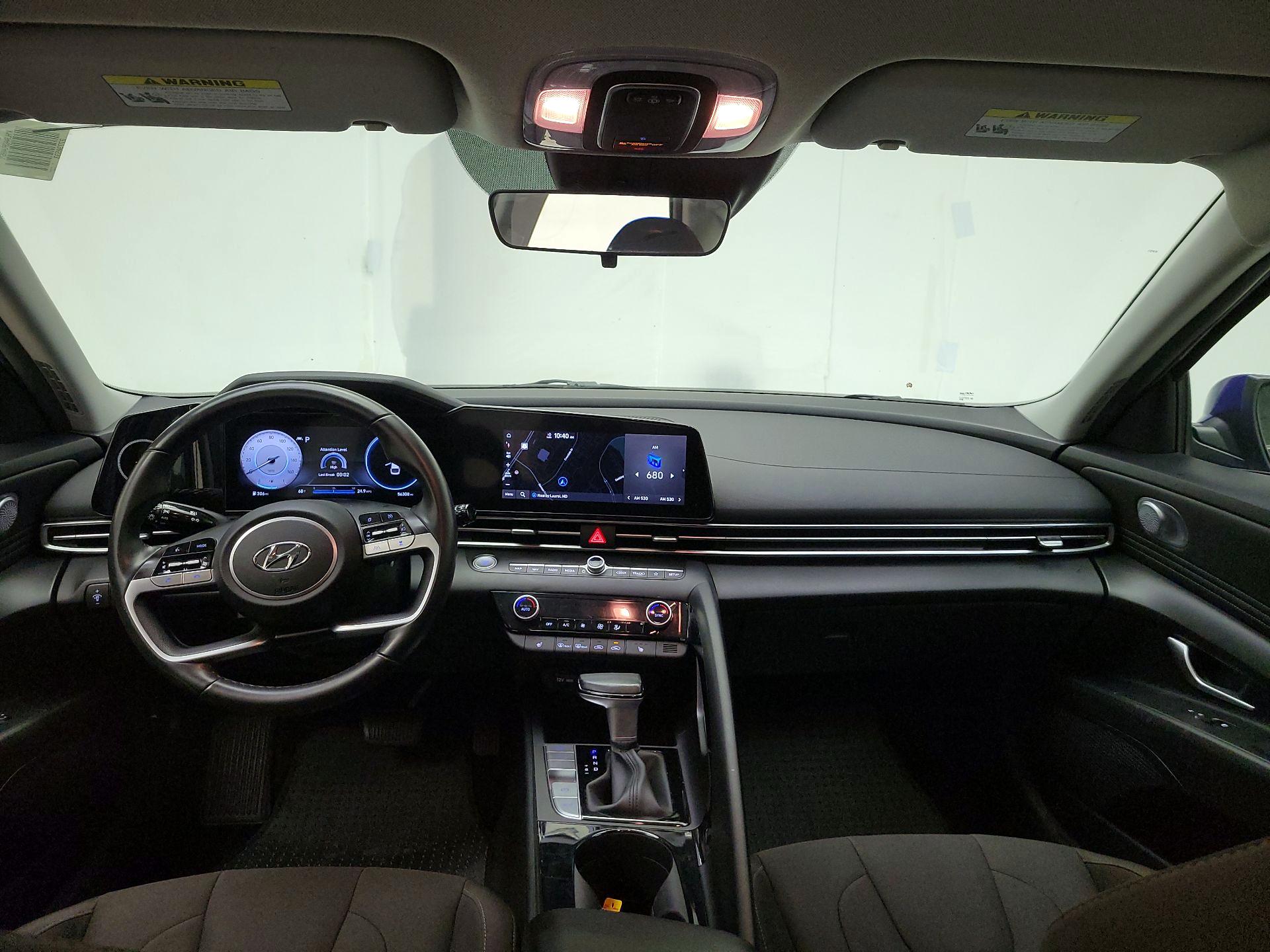 Thumbnail: 2023 Hyundai Elantra - 9