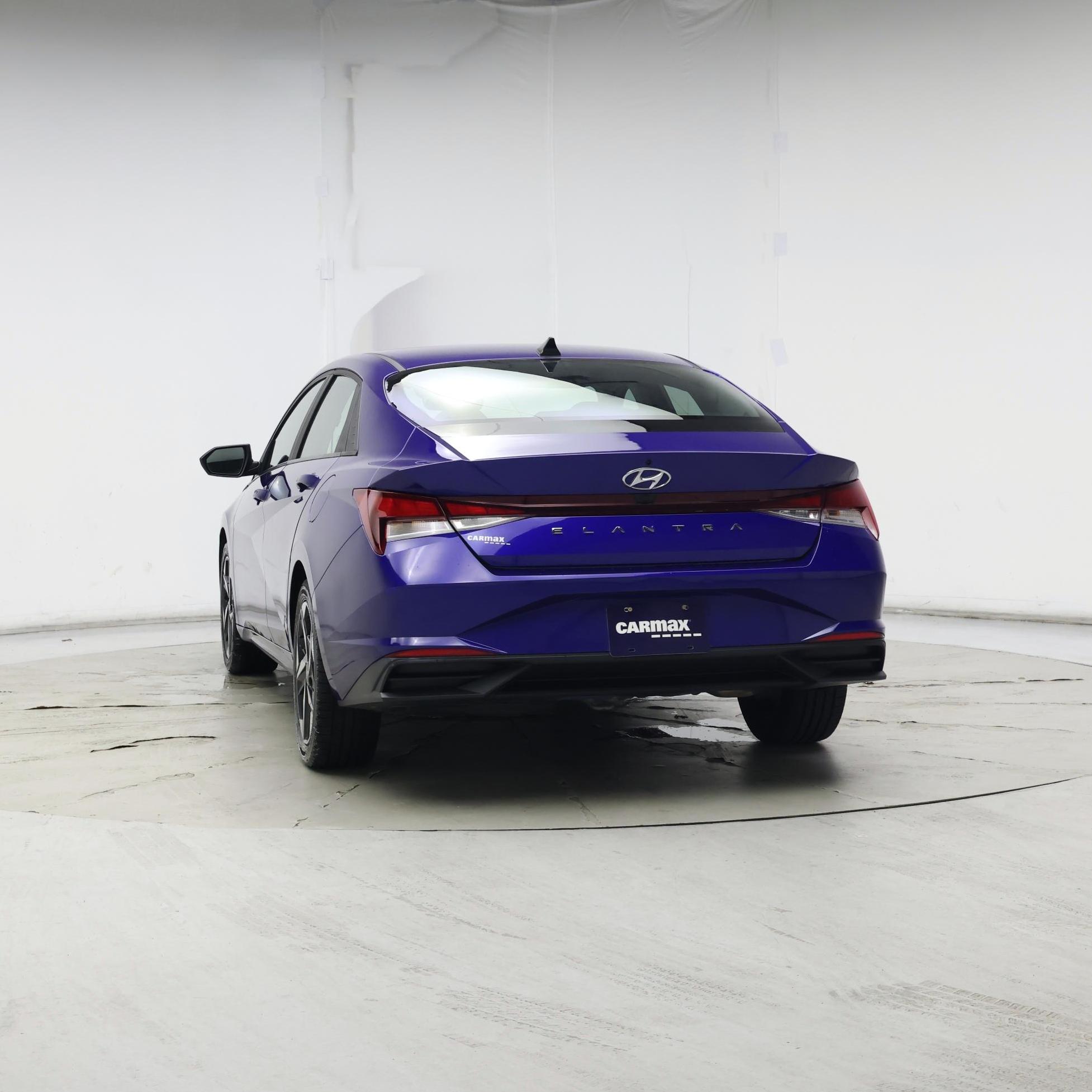Thumbnail: 2023 Hyundai Elantra - 6
