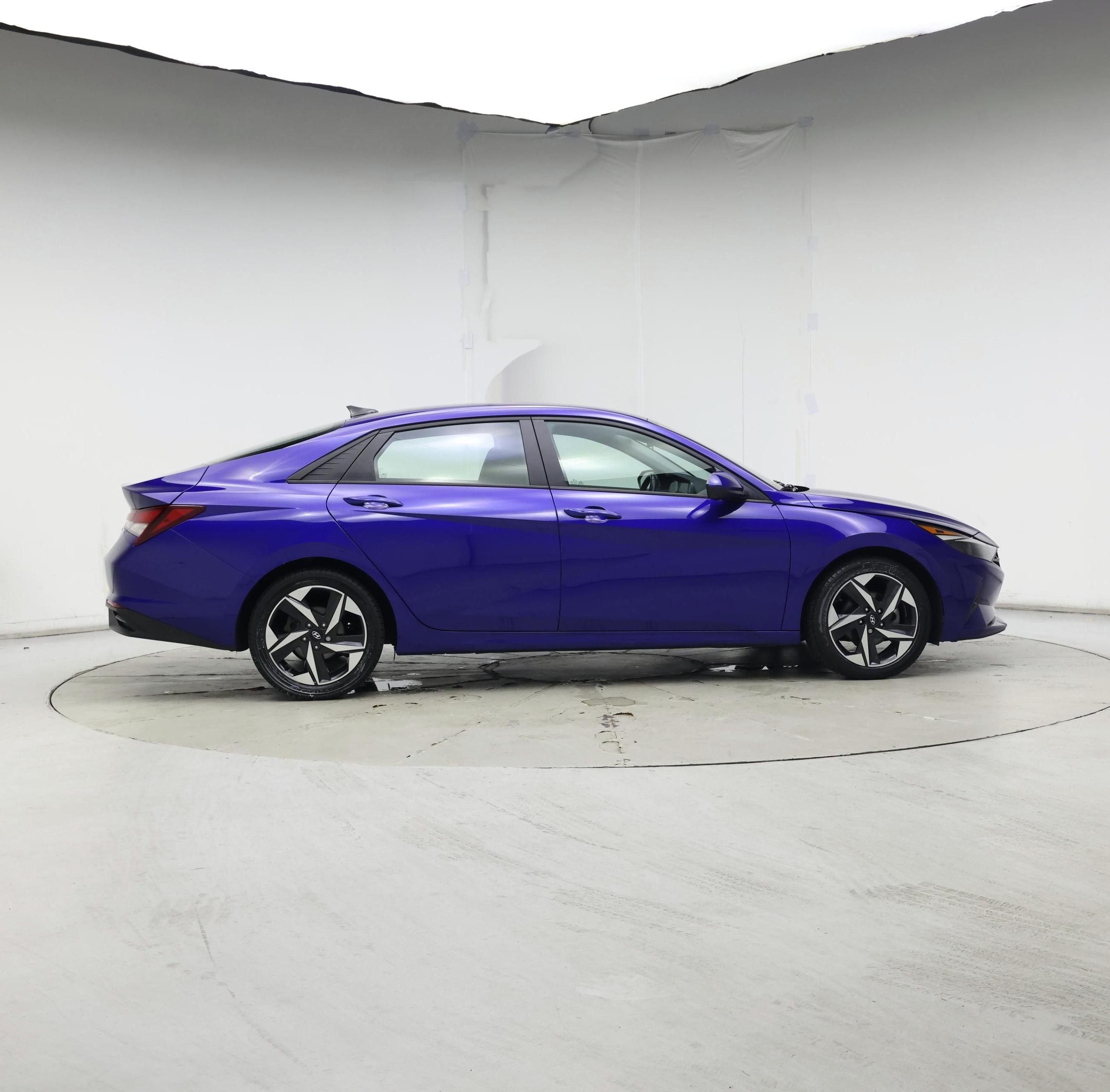Thumbnail: 2023 Hyundai Elantra - 7