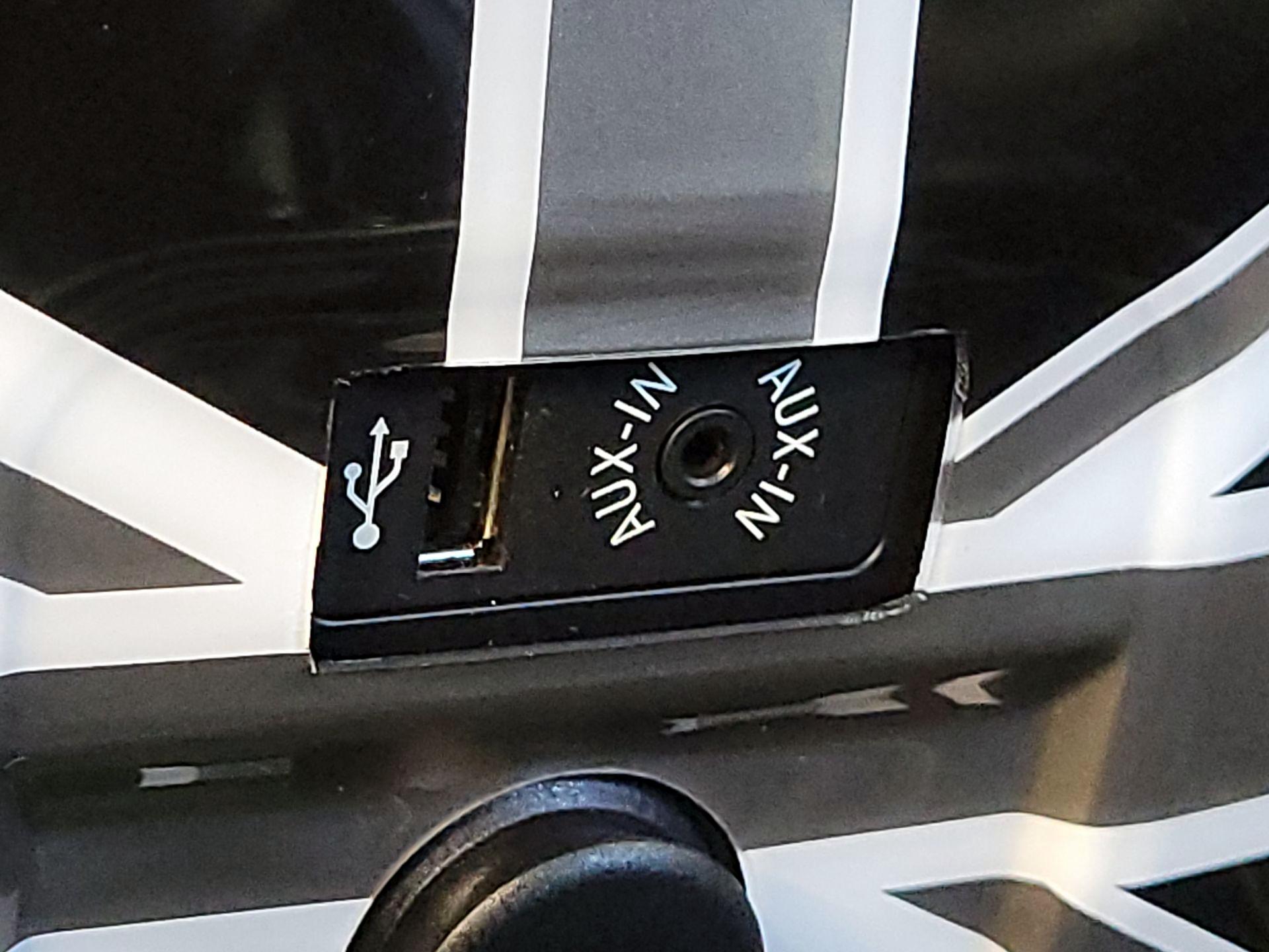 Thumbnail: 2018 MINI Cooper Countryman - 19
