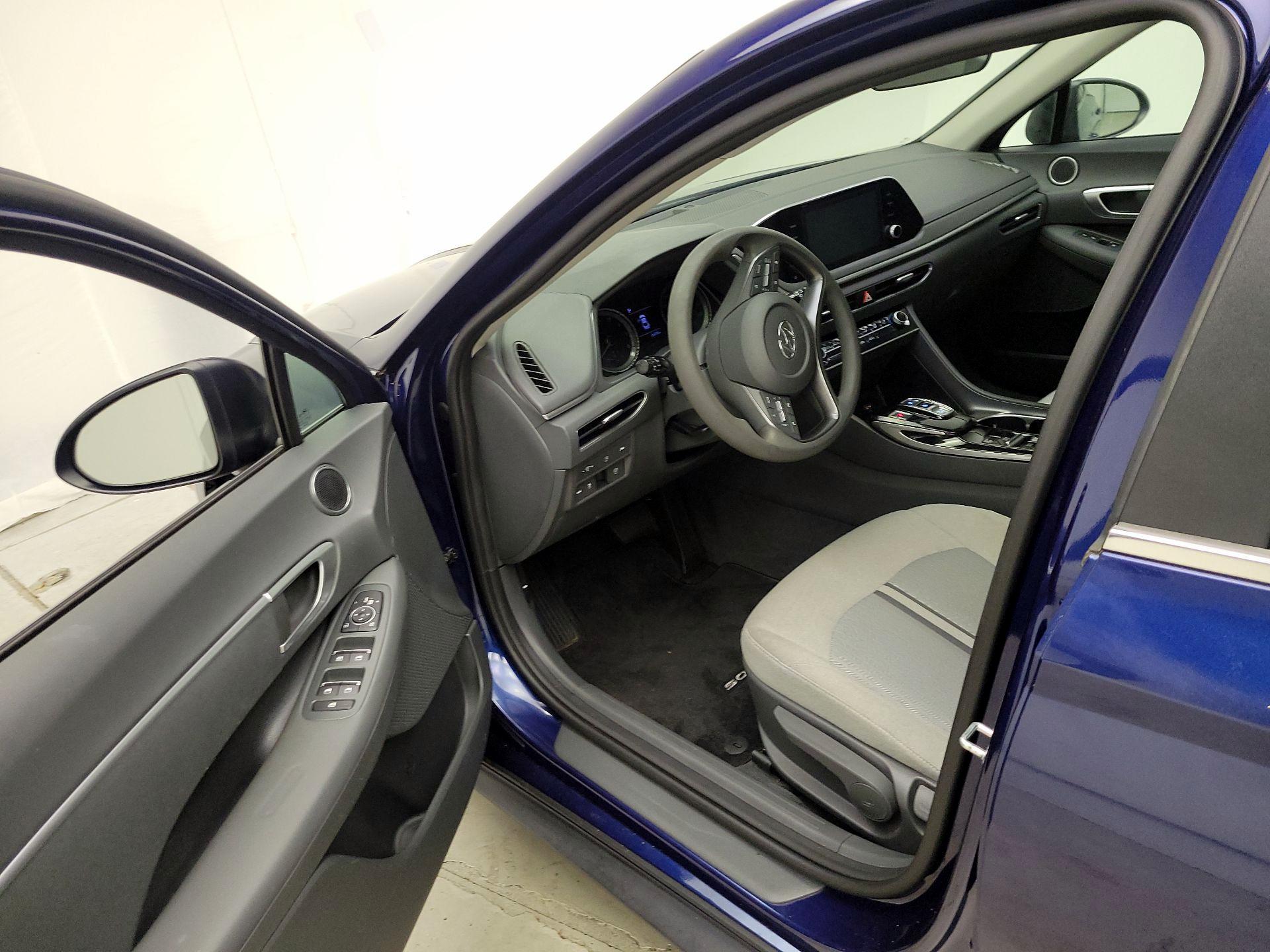 Thumbnail: 2020 Hyundai Sonata - 11