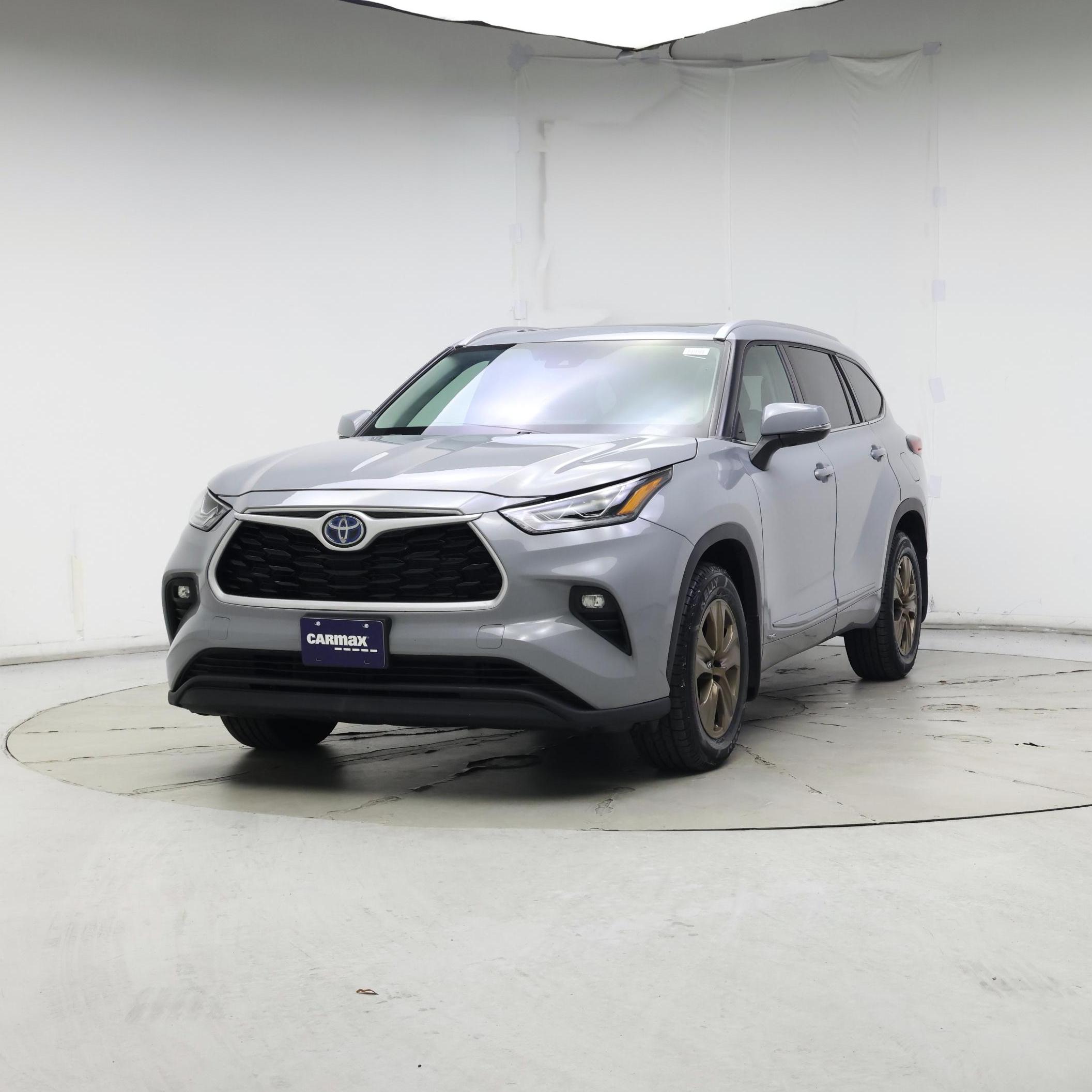 Thumbnail: 2022 Toyota Highlander - 4