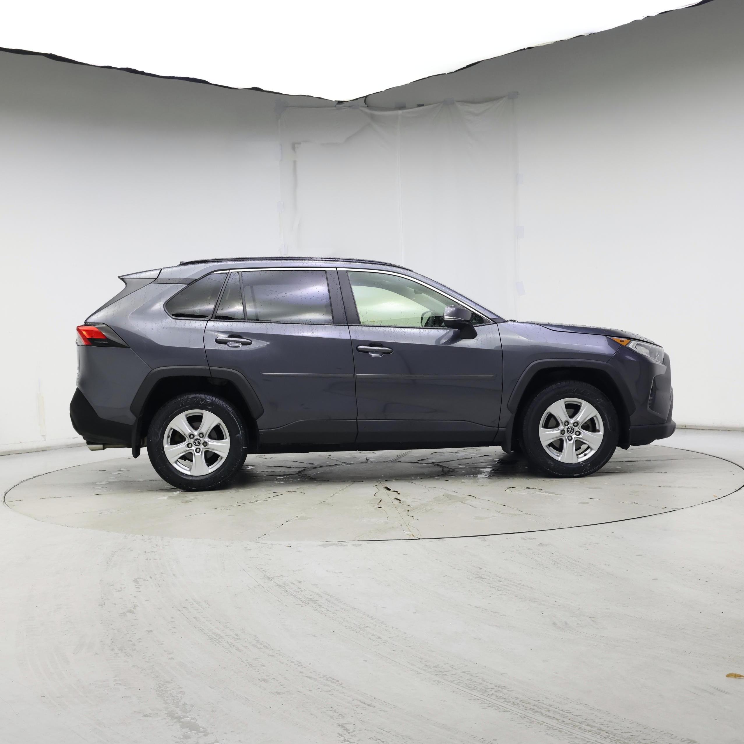 Thumbnail: 2019 Toyota RAV4 - 7