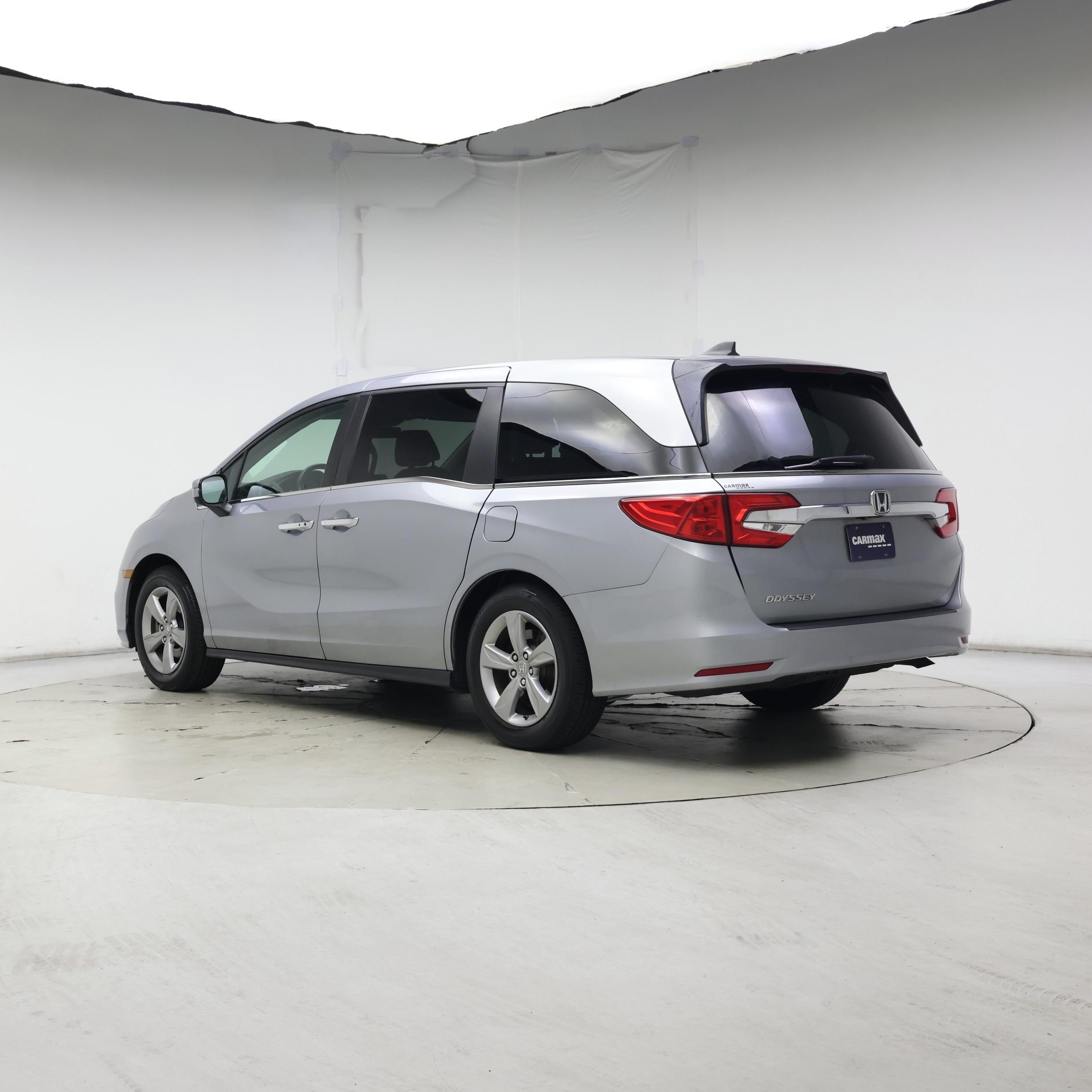 Thumbnail: 2018 Honda Odyssey - 2