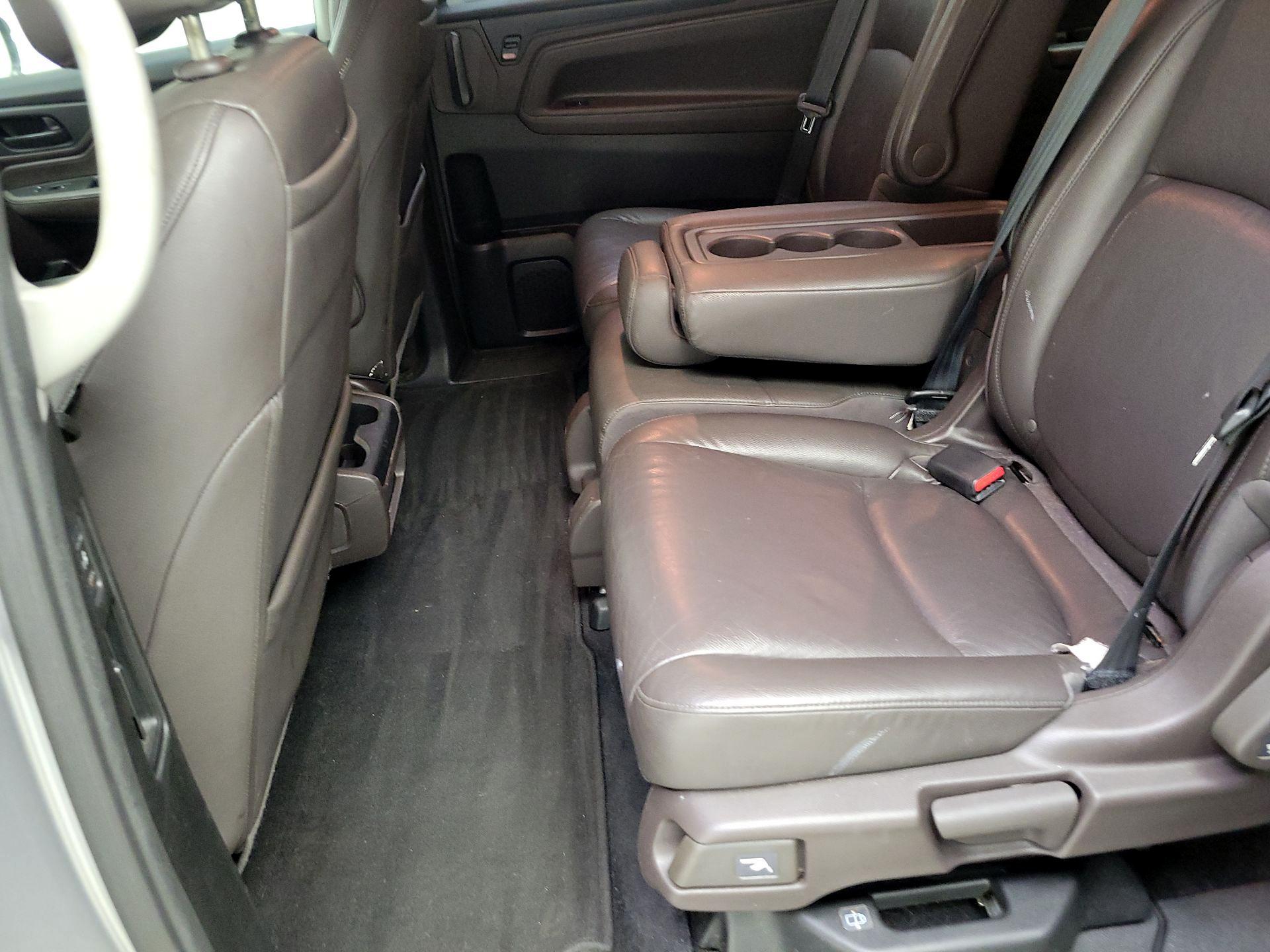 Thumbnail: 2018 Honda Odyssey - 19