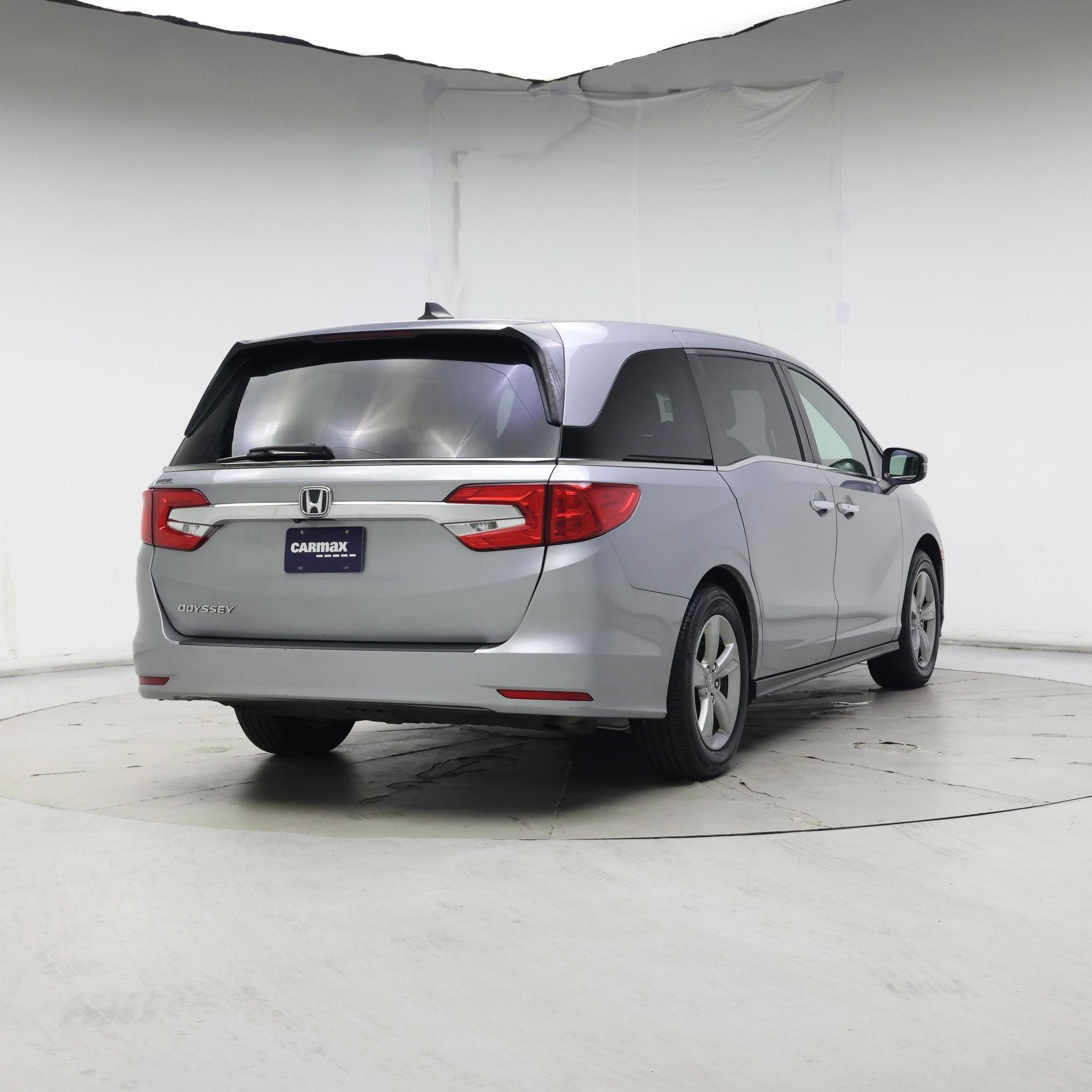 Thumbnail: 2018 Honda Odyssey - 8