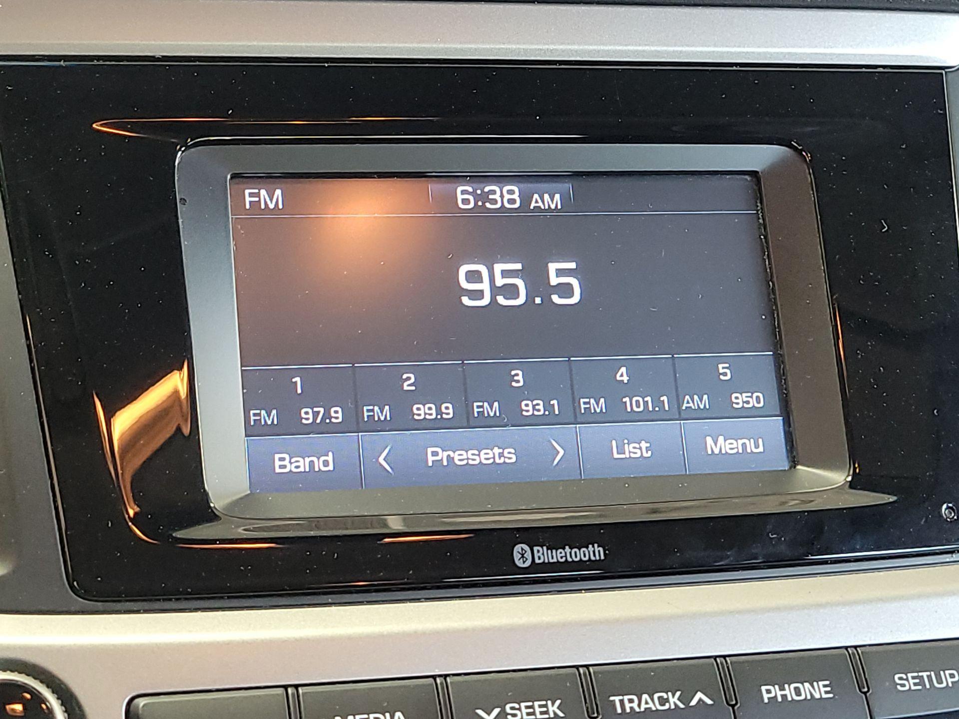 Thumbnail: 2019 Hyundai Accent - 15