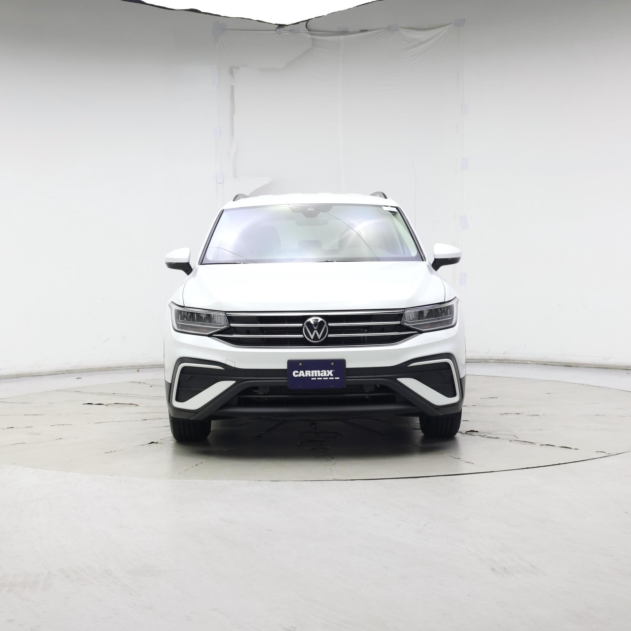 Thumbnail: 2022 Volkswagen Tiguan - 5