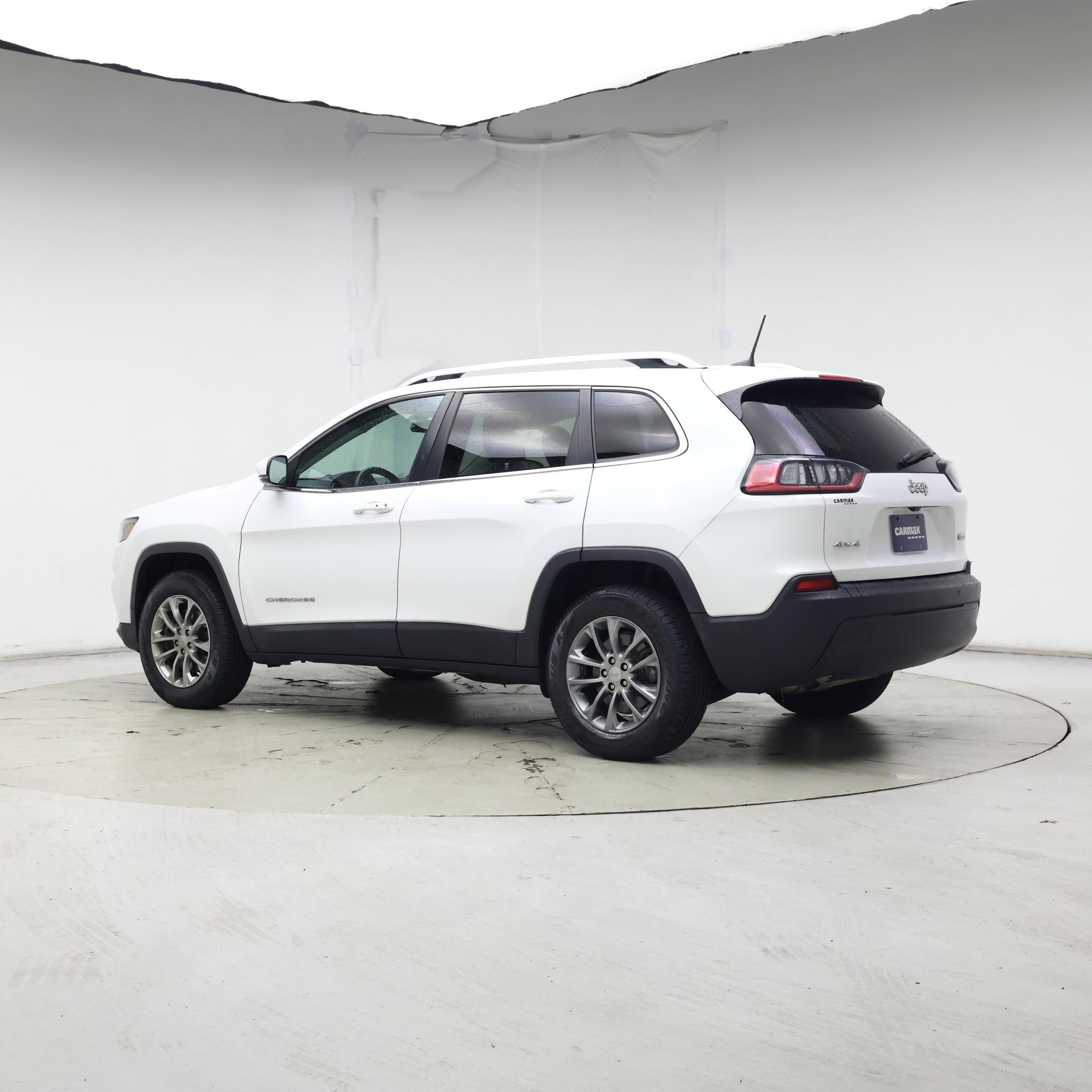 Thumbnail: 2019 Jeep Cherokee - 2
