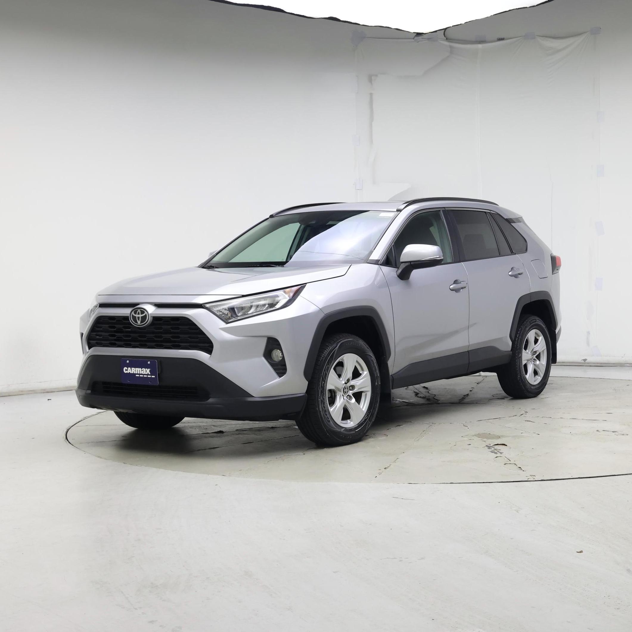 Thumbnail: 2021 Toyota RAV4 - 4